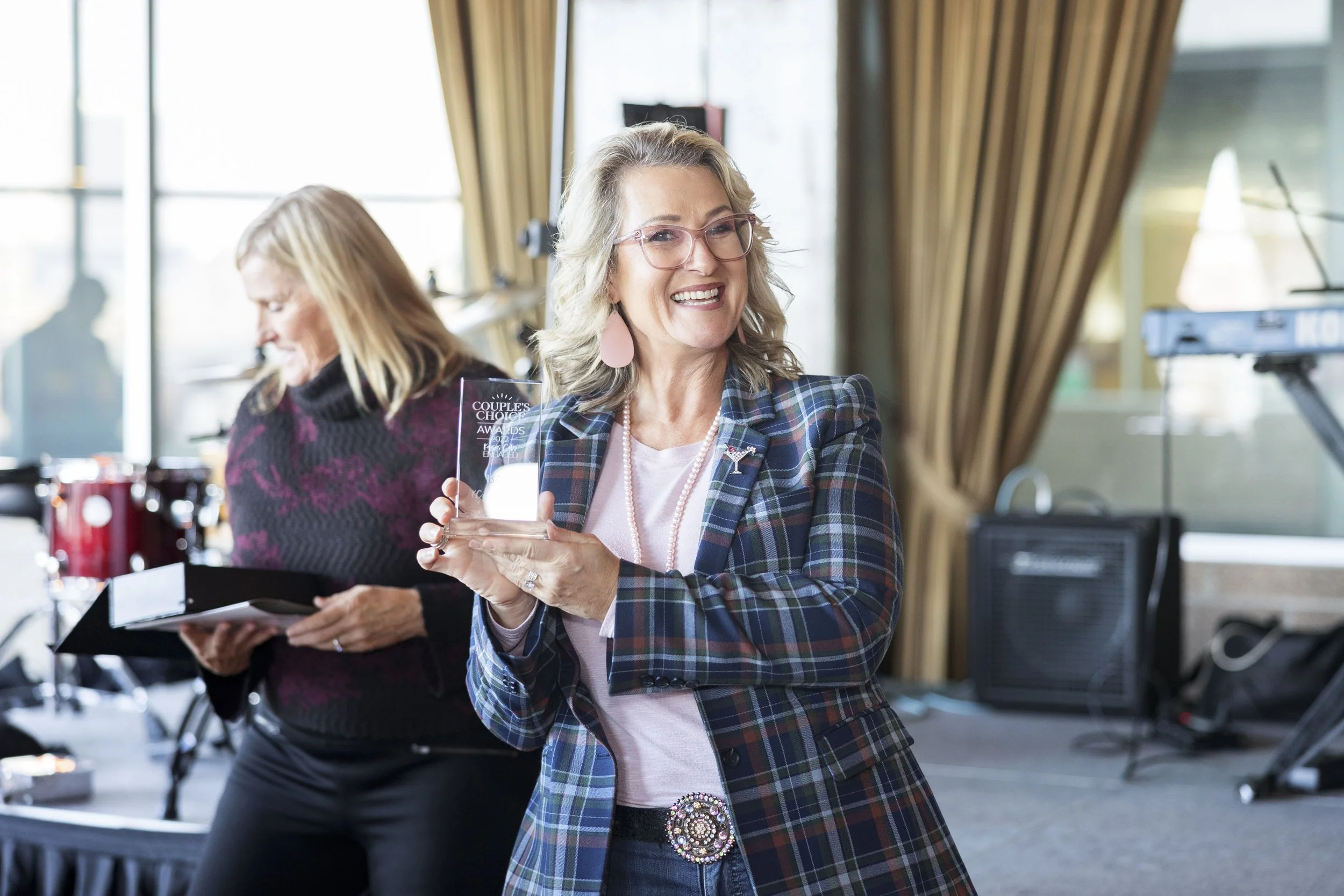 SUSY PHOTO WEDDING PHOTOGRAPHER KANSAS CITY ENGAGED KCWED_093.JPG