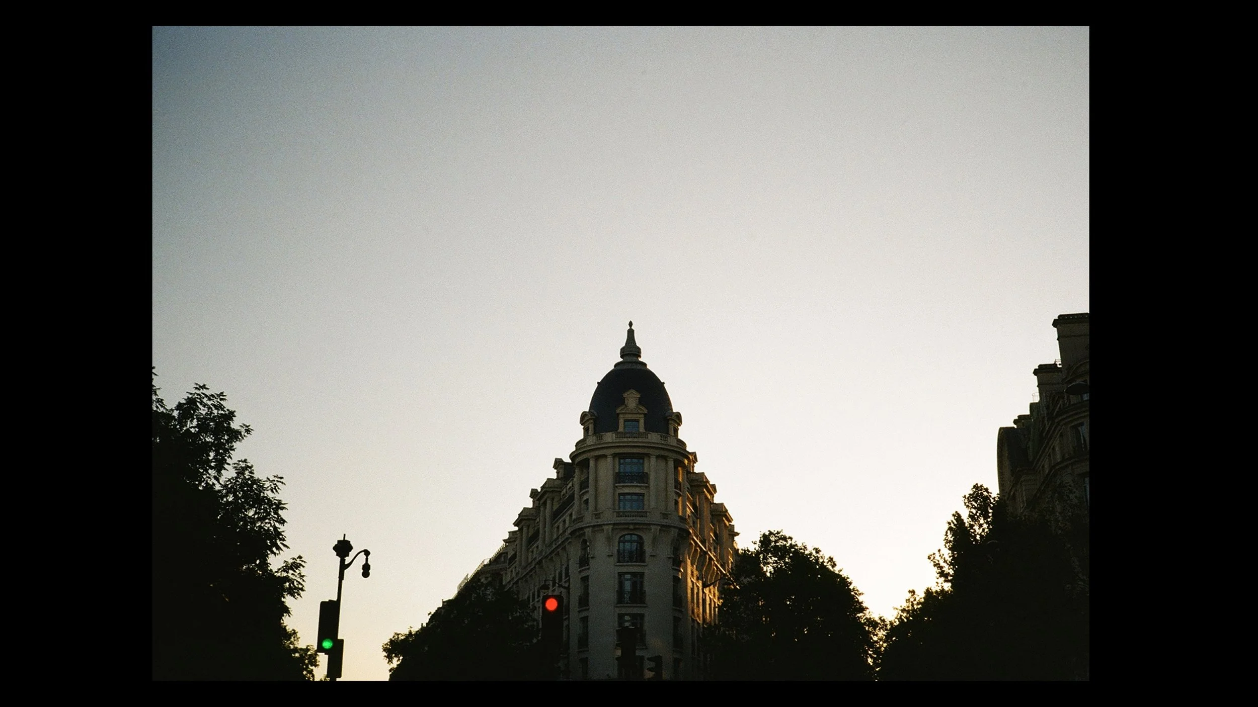 PARIS 10 - SOLEIL.jpg