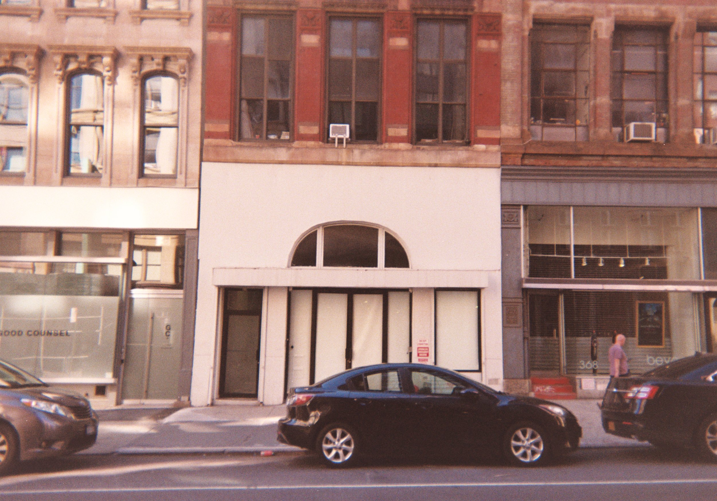 J8.jpg