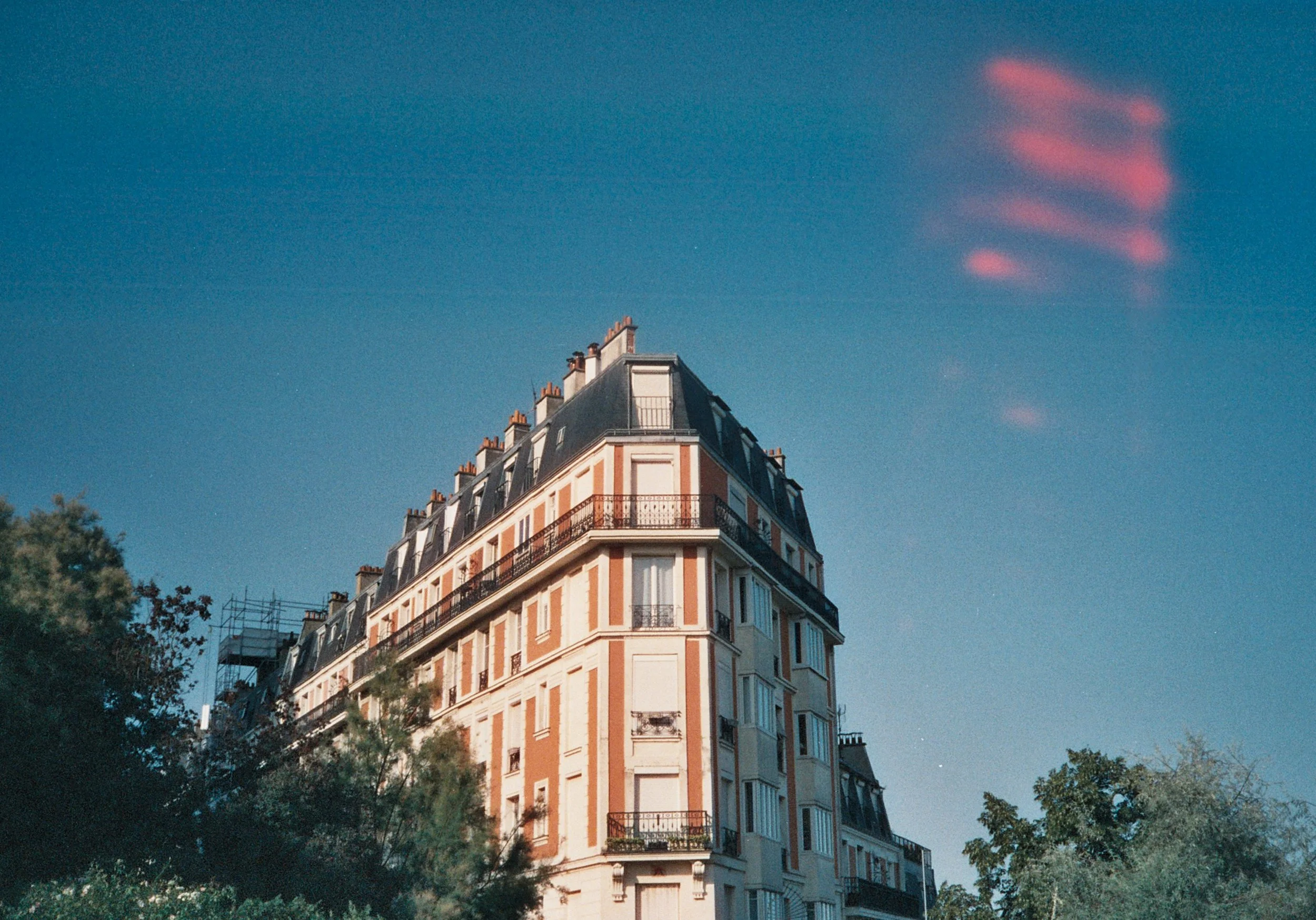 PARIS 02 - ROUGE