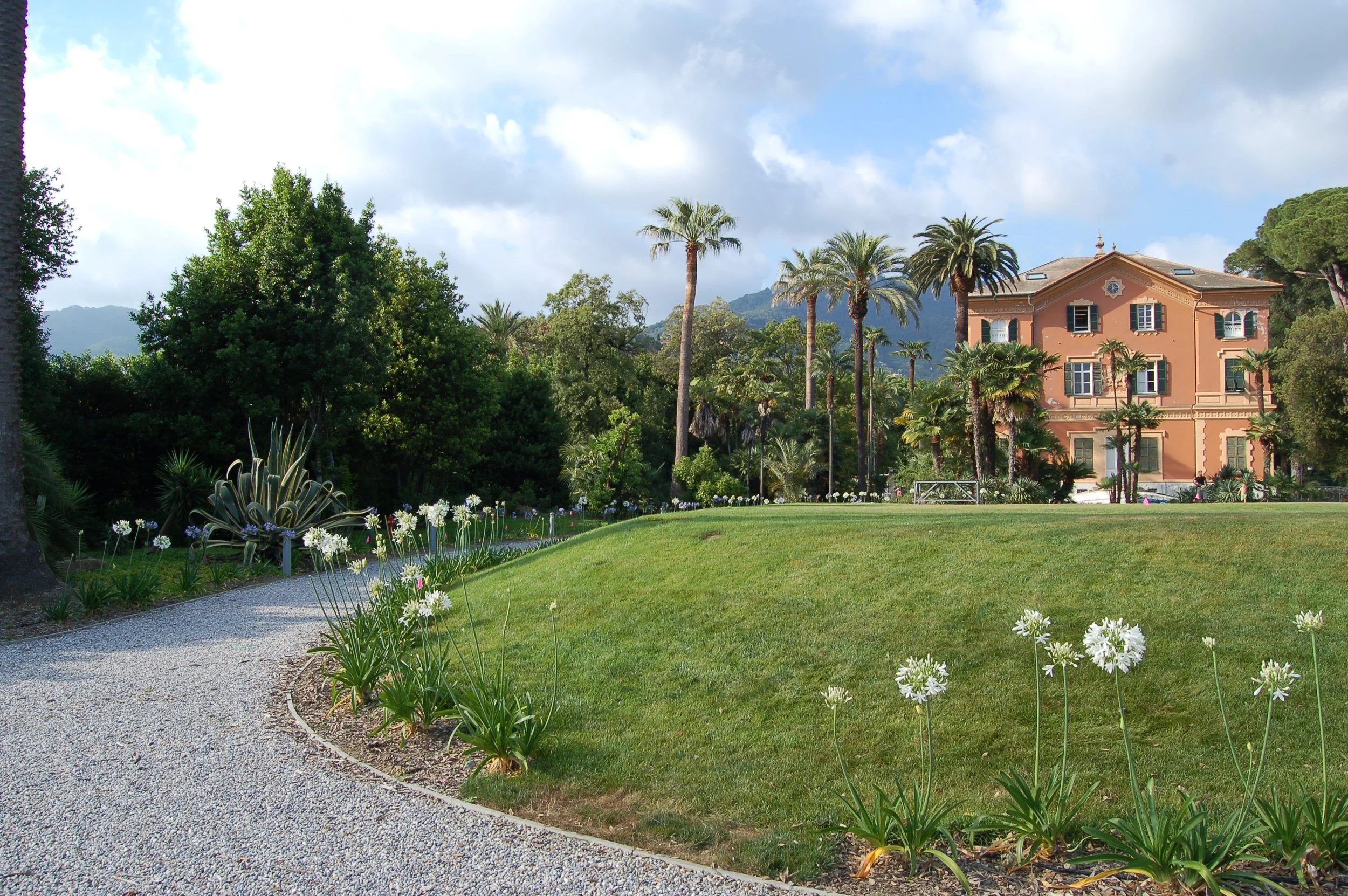 *2008-2015 Restauro del Parco storico di Villa Tigullio a Rapallo 
