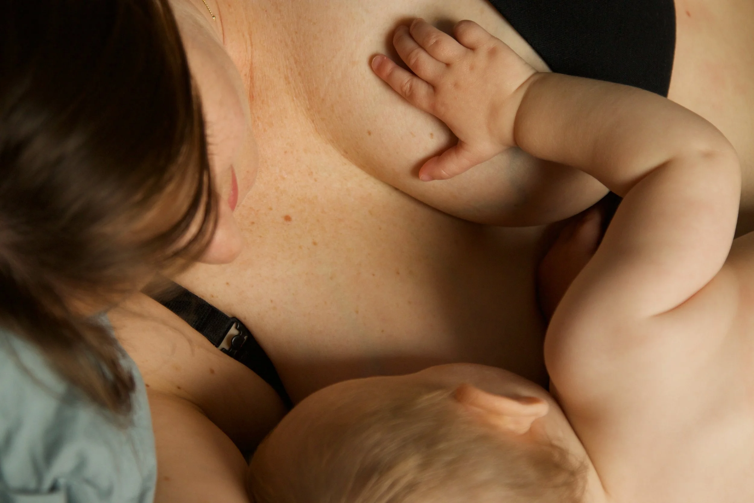 breastfeeding mother and child photoshoot