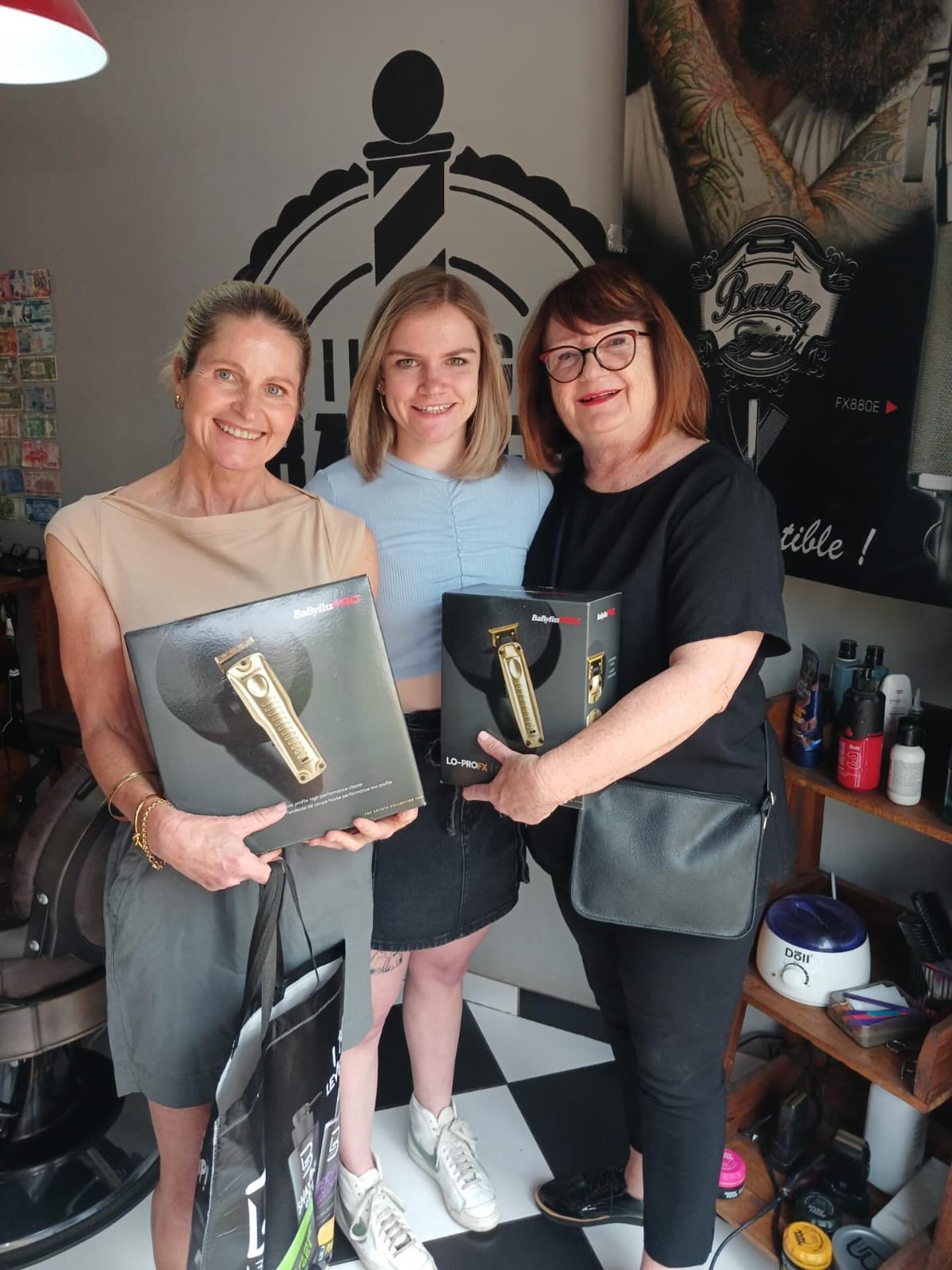 What a surprise!!Thank you @lv3_za &amp; @babylisspro_sa 
💈💈💈💈💈💈