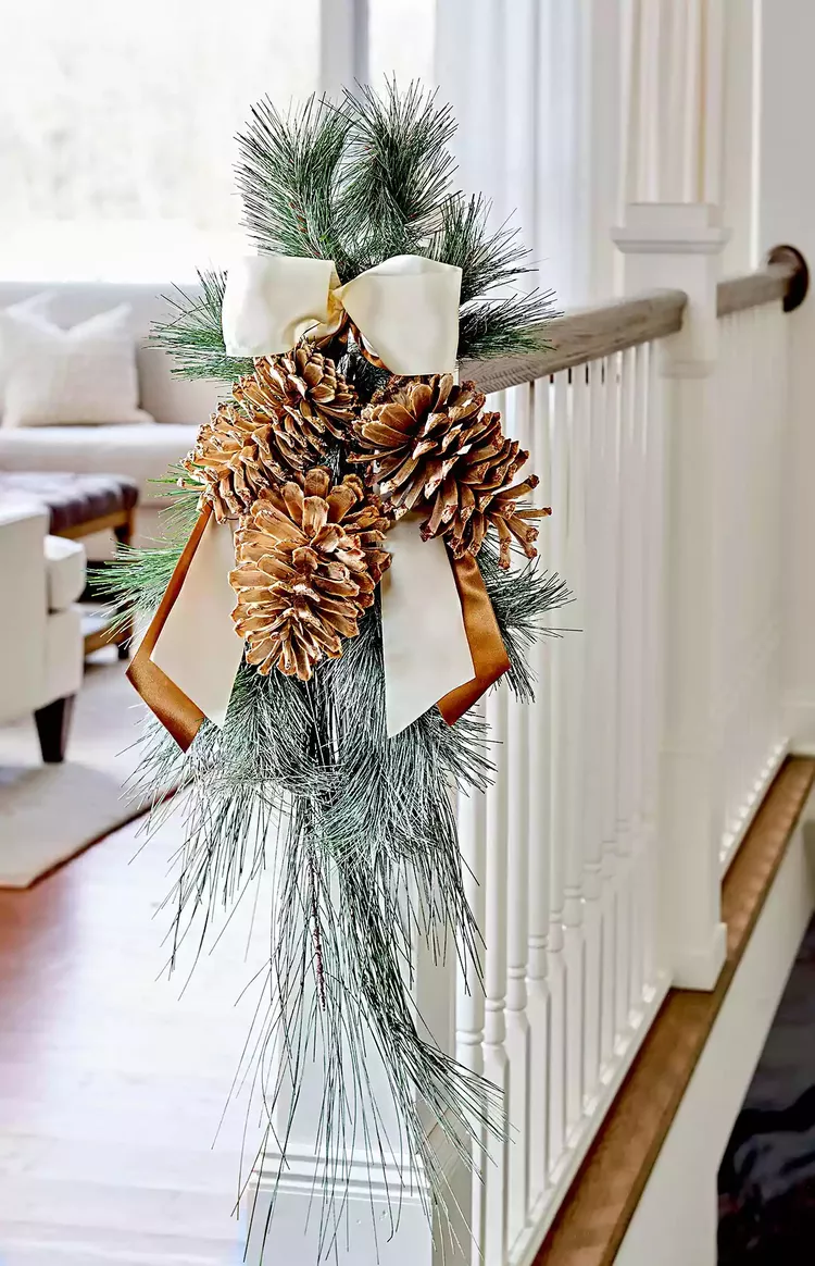 bannister-evergreen-pinecone-decoration-41969c79-85894e90eb1f476e8c932fa28af2eda5-bbb9c798675a41c8915030d7456566e0.png