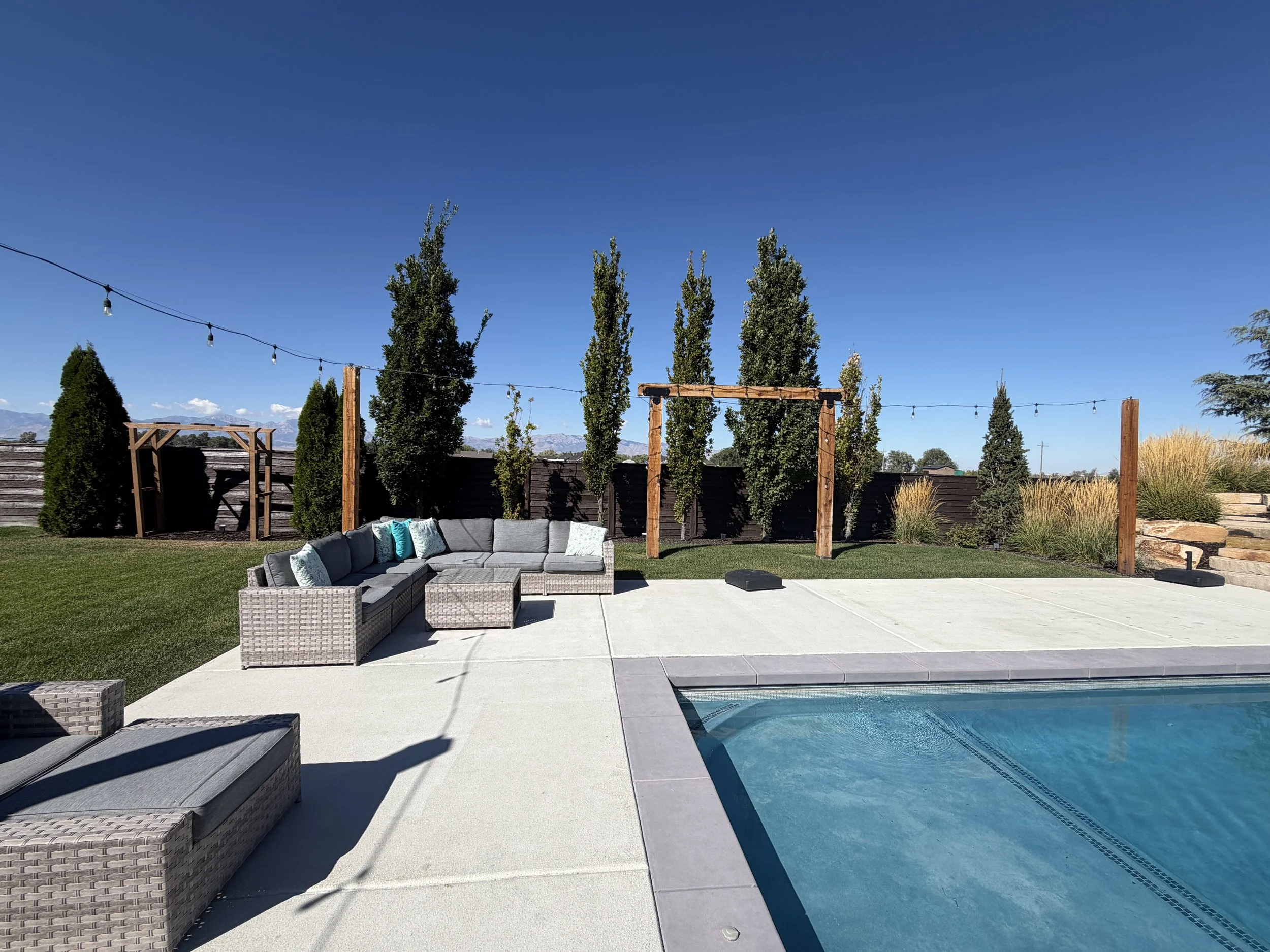 alecia-lewis-poolside-lounge-and-arbor.jpg.jpeg