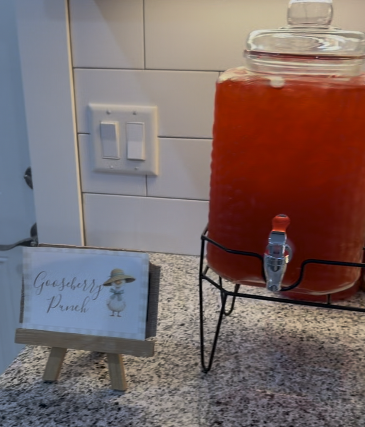 baby-shower-drink-station.png.png