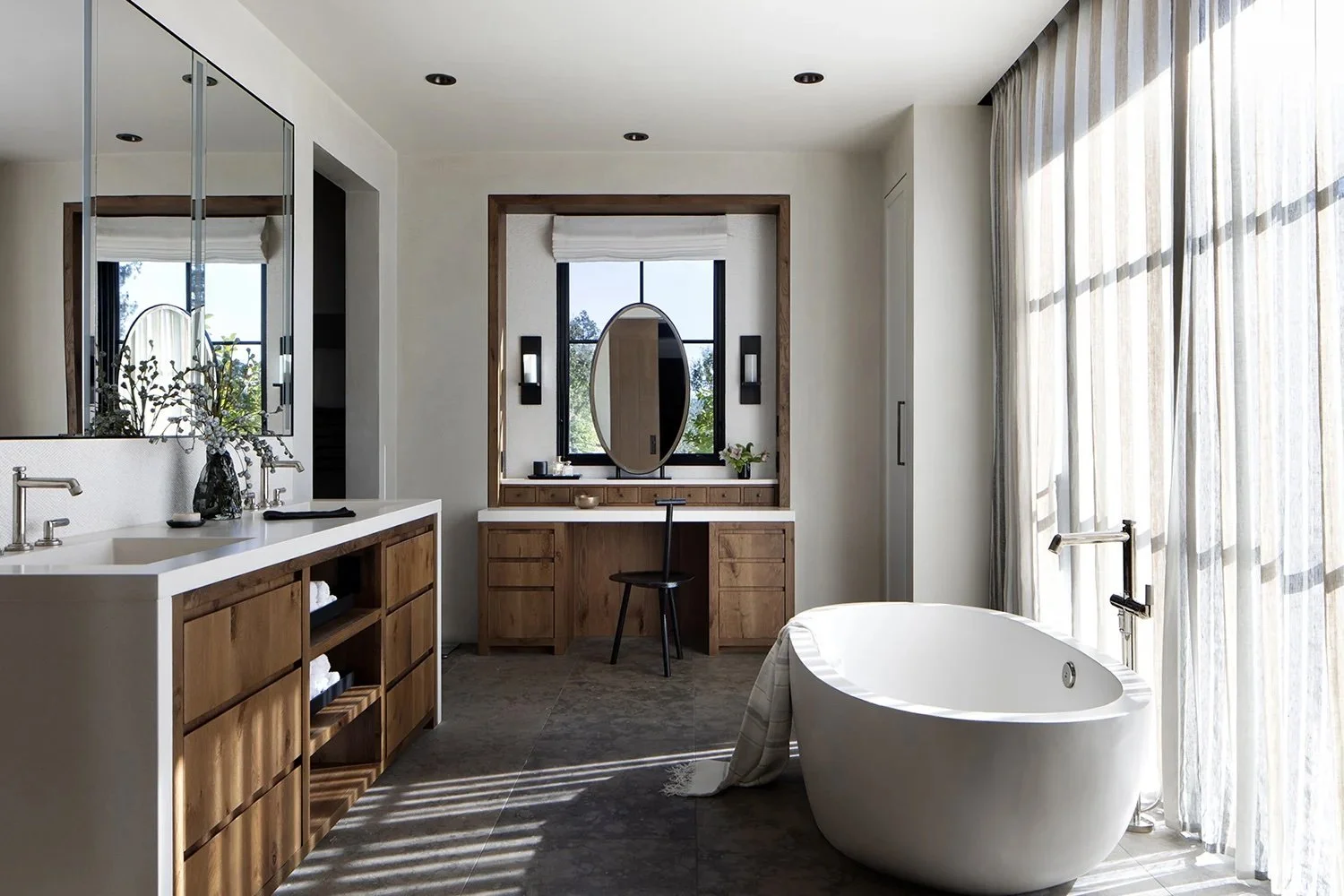 modern-farmhouse-bathroom-design-ideas.jpeg
