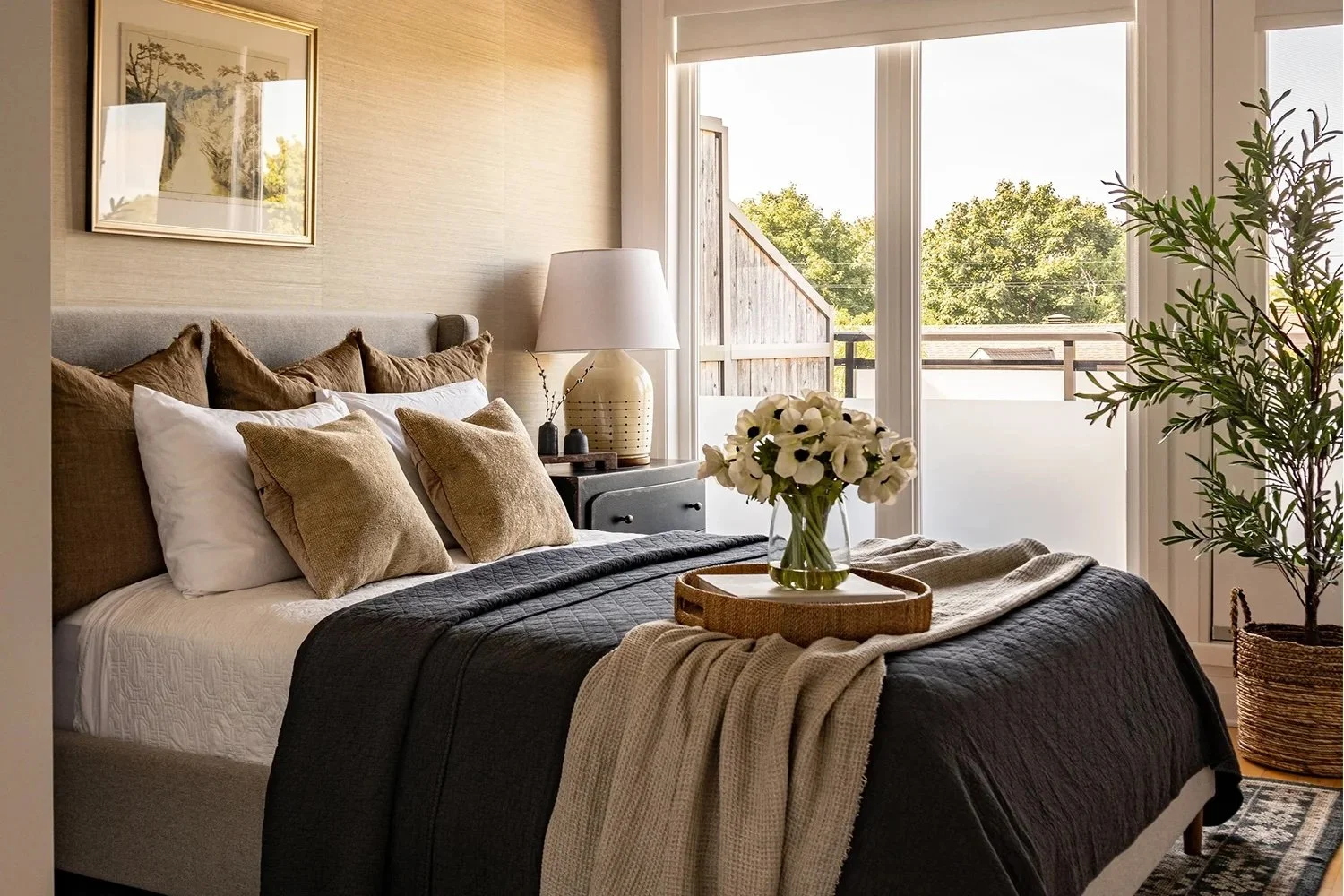 bedroom-decorating-ideas.jpeg