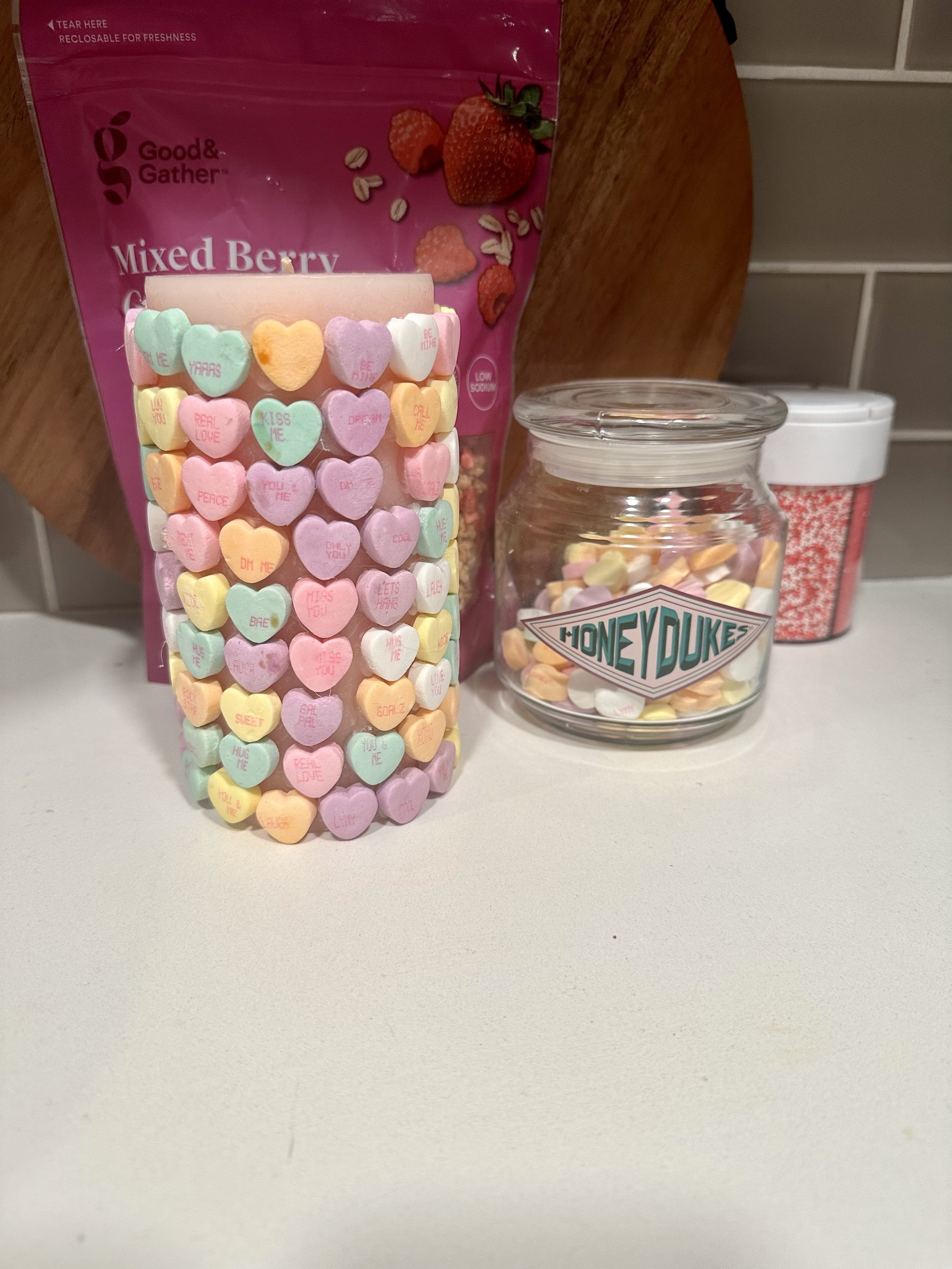 Easy DIY conversation heart candle — The stylish mom blog