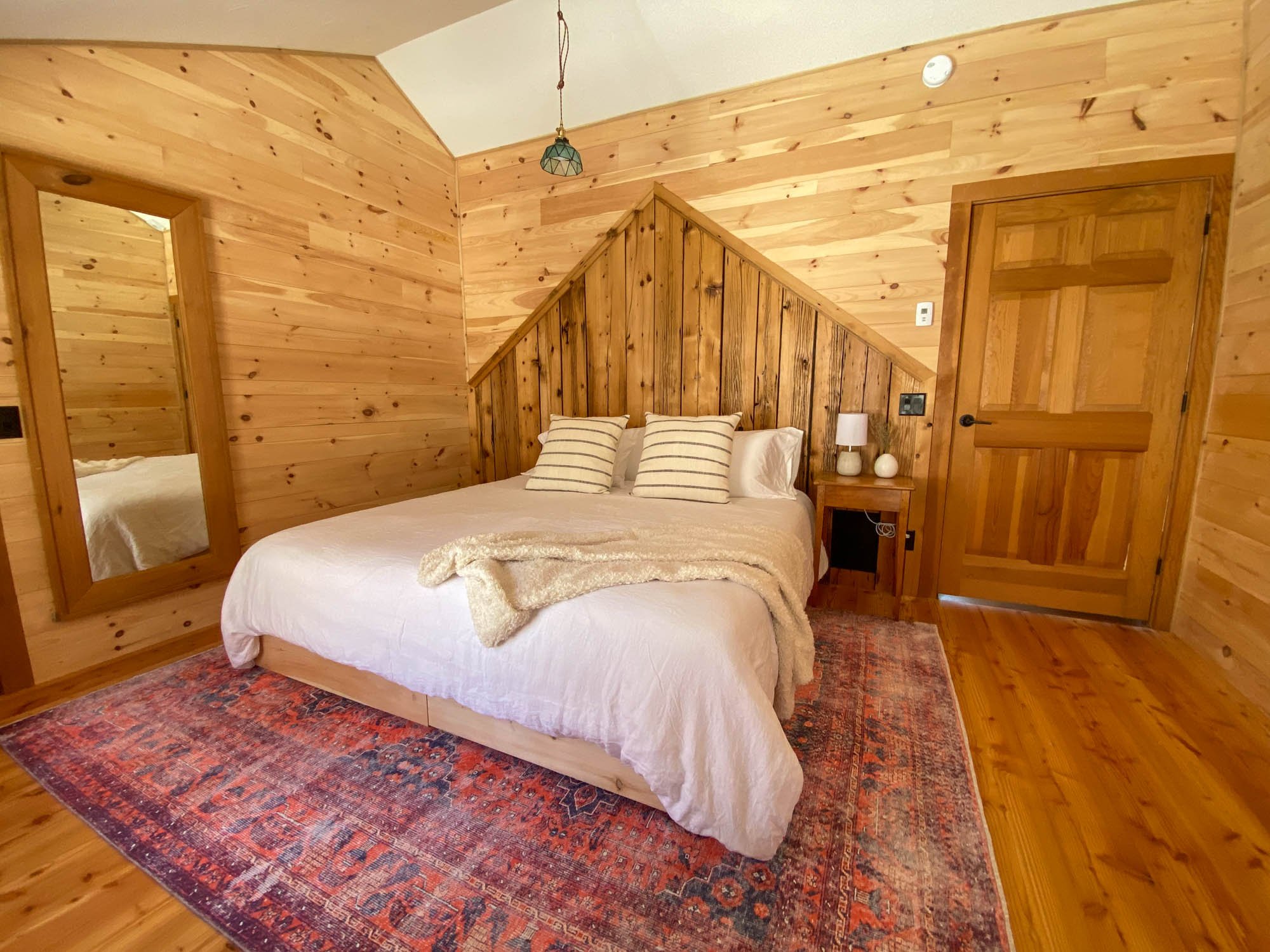 Larch (Cabin Room).jpg