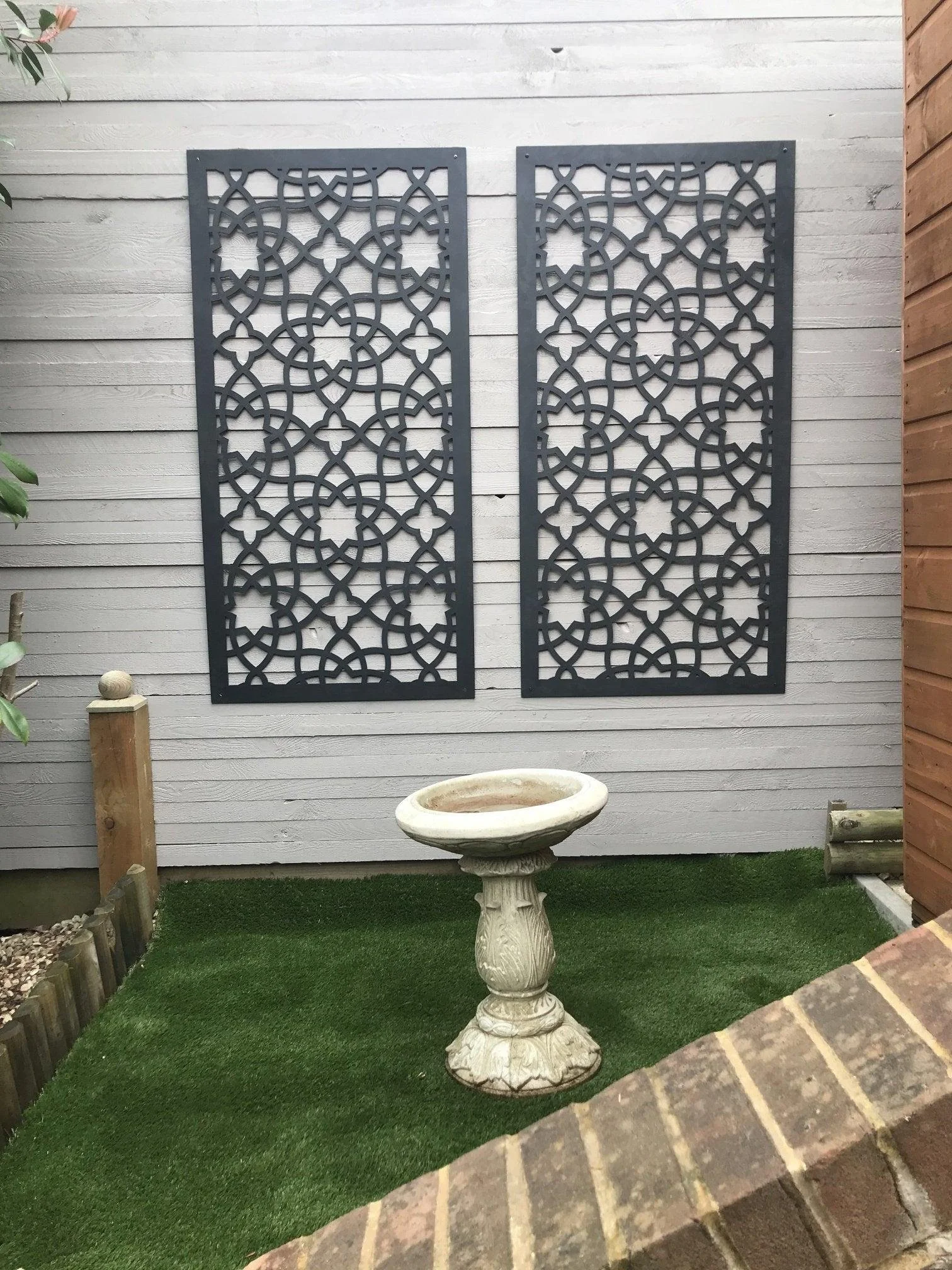 3-alhambra-medium-screens-5mm-black-screen-with-envy-4_ee518495-dd9f-4f28-998b-5b8ed235e13c.jpg