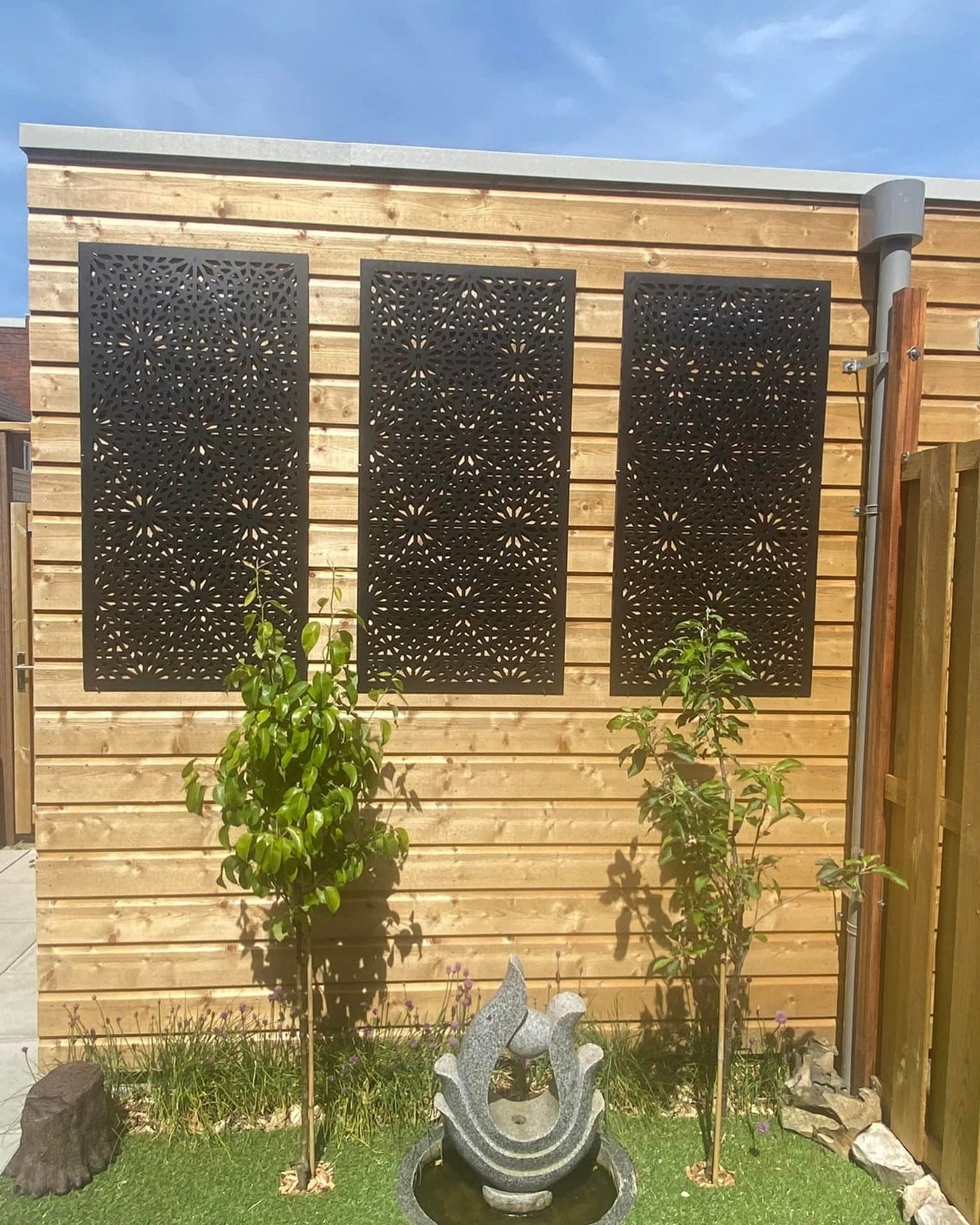 Experience elegance in every panel! 😍 

Our Moucharabiya Medium Screens are simply stunning. 

Don&rsquo;t miss out on this special offer - grab 3 for just &pound;55 while stocks last! ✨ 

#MoucharabiyaMagic #OutdoorElegance #LimitedTimeOffer #Garde