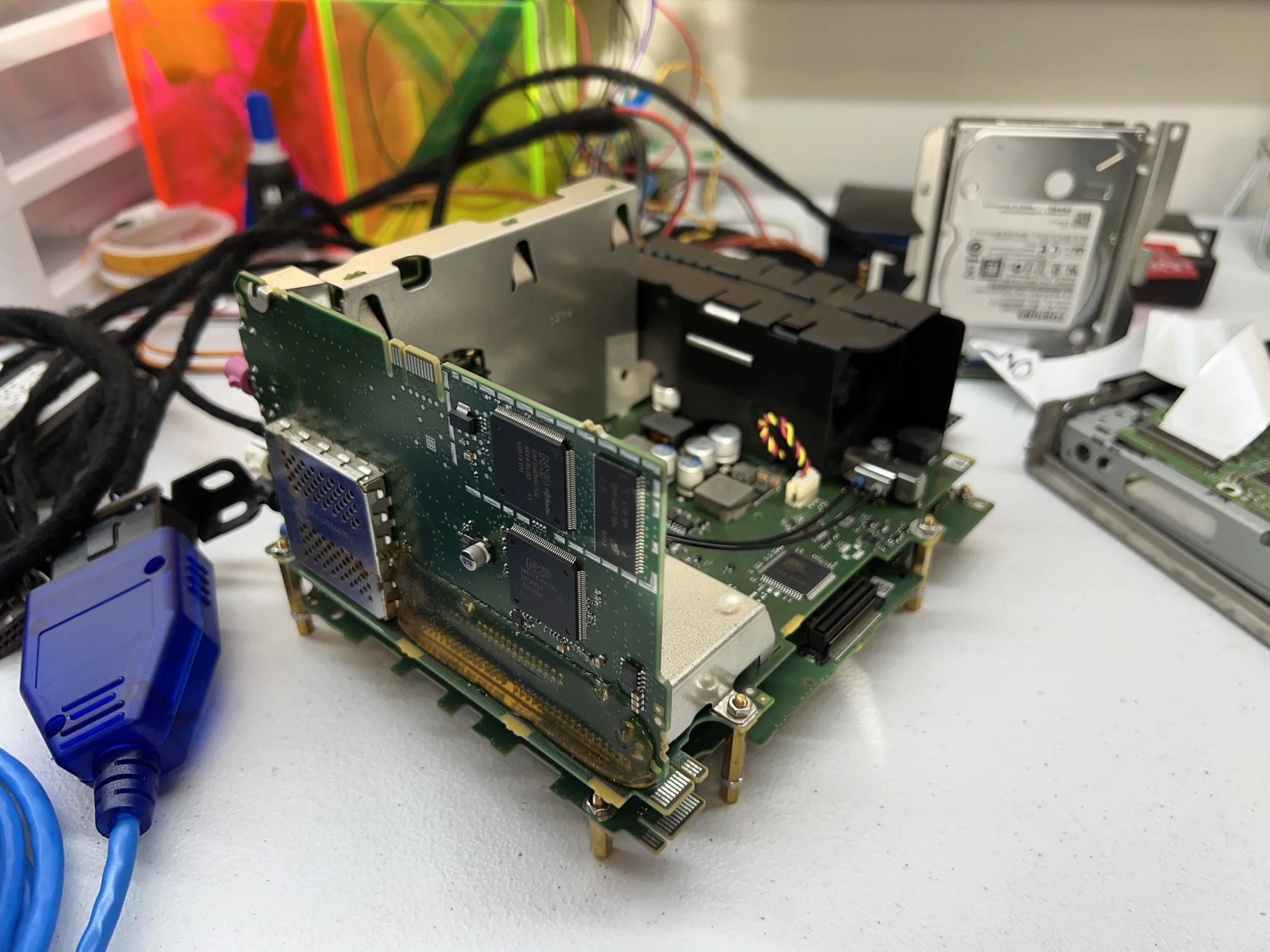 Teardown: The BMW / Harman NBT HU Infotainment Unit