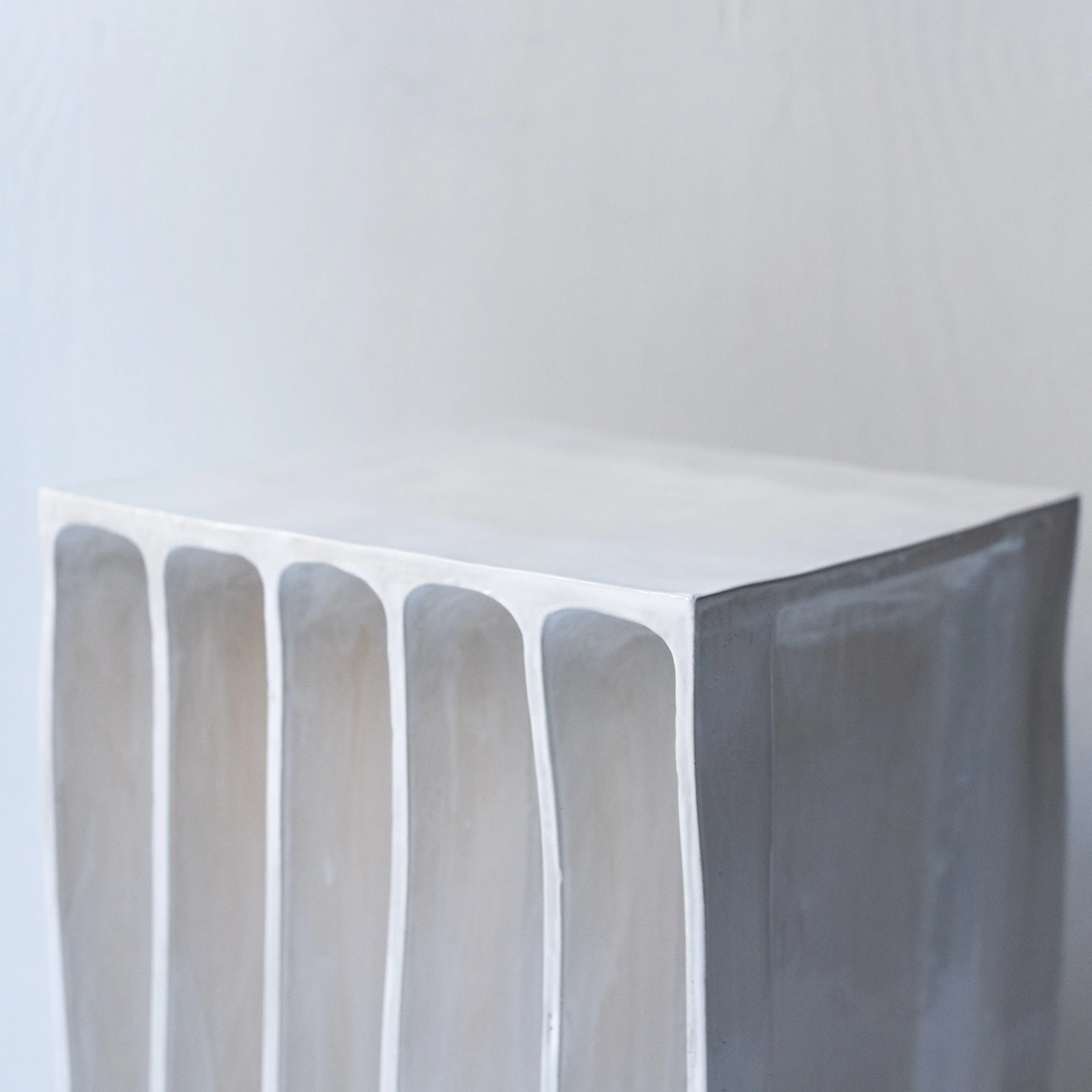 gloss white 2.jpg