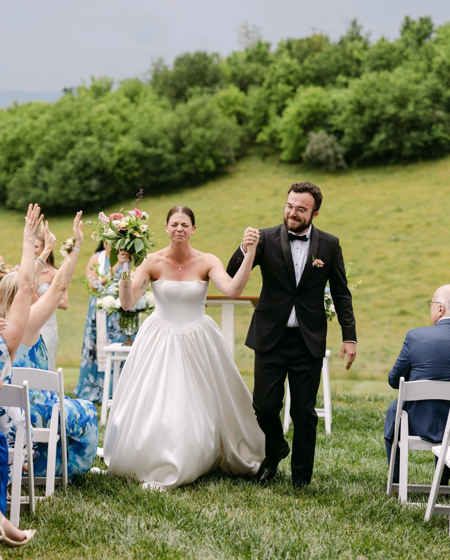 Sarah walked down the aisle to &ldquo;Simply the Best&rdquo; (the Noah Reid / Schitt&rsquo;s Creek version 🤍), and then she and Tim walked back up together as husband and wife to &ldquo;Precious Love&rdquo; by James Morrison.

Yes&hellip; I&rsquo;m 