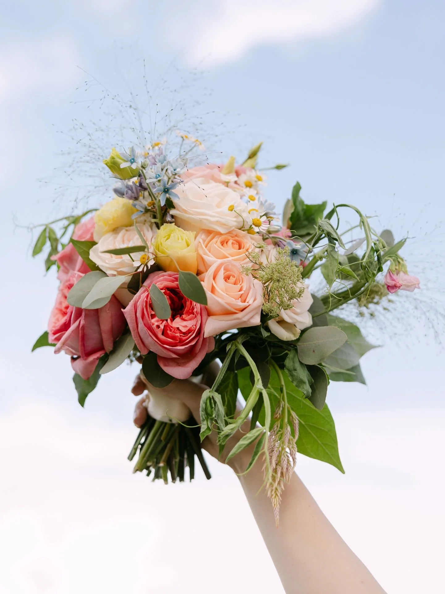 this is THE shot I try to capture at every wedding I photograph - non-negotiable in my books ☺️💐

I haven&rsquo;t been as active on here but I have been so lucky to already be filling up 2026 with some weddings 💗 

looking forward to many, many mor