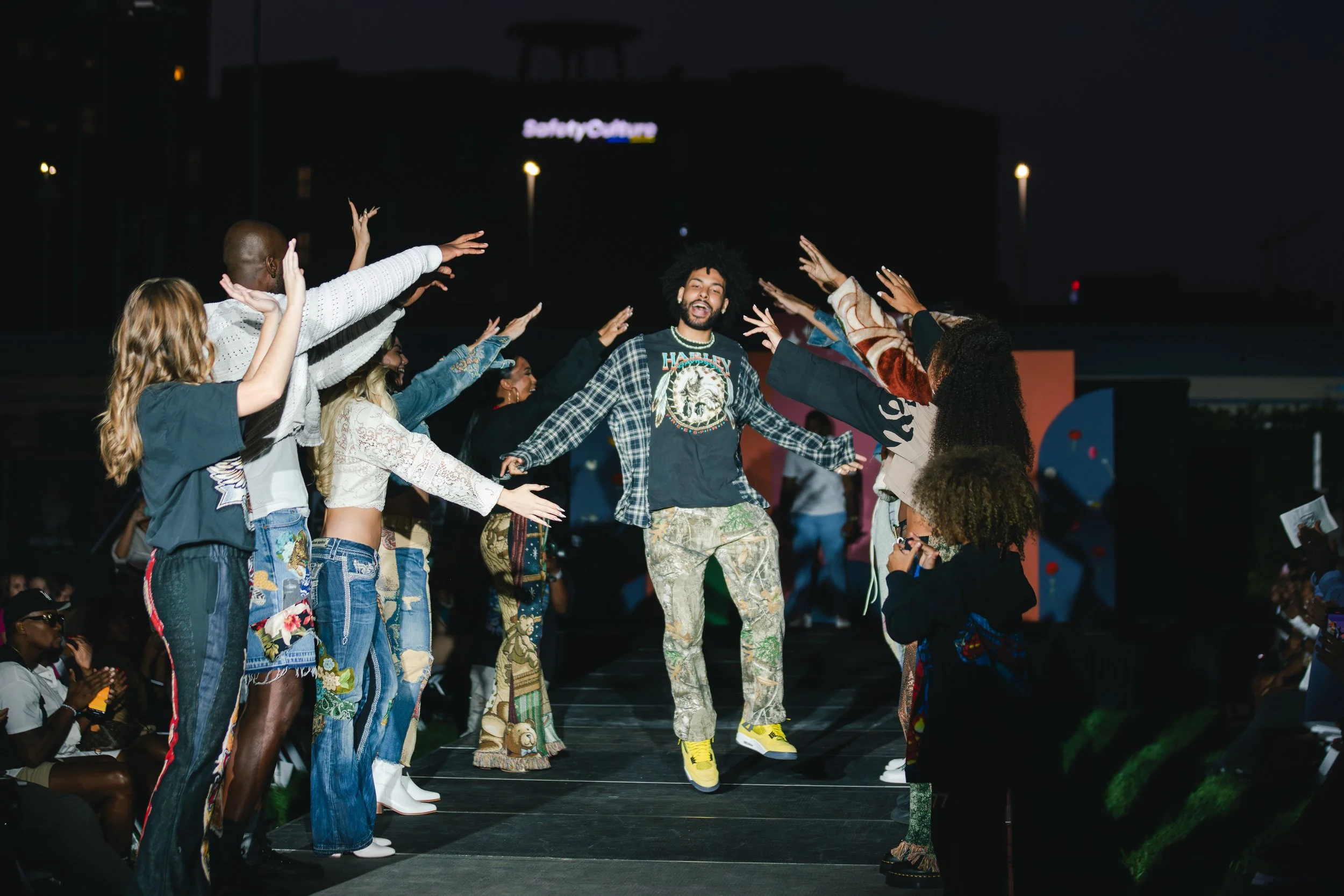 Linen Souls - Kritiq KC Fashion Show