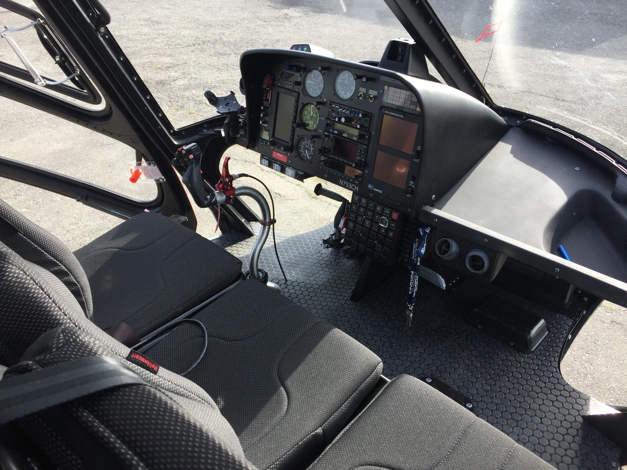 3296 flight deck