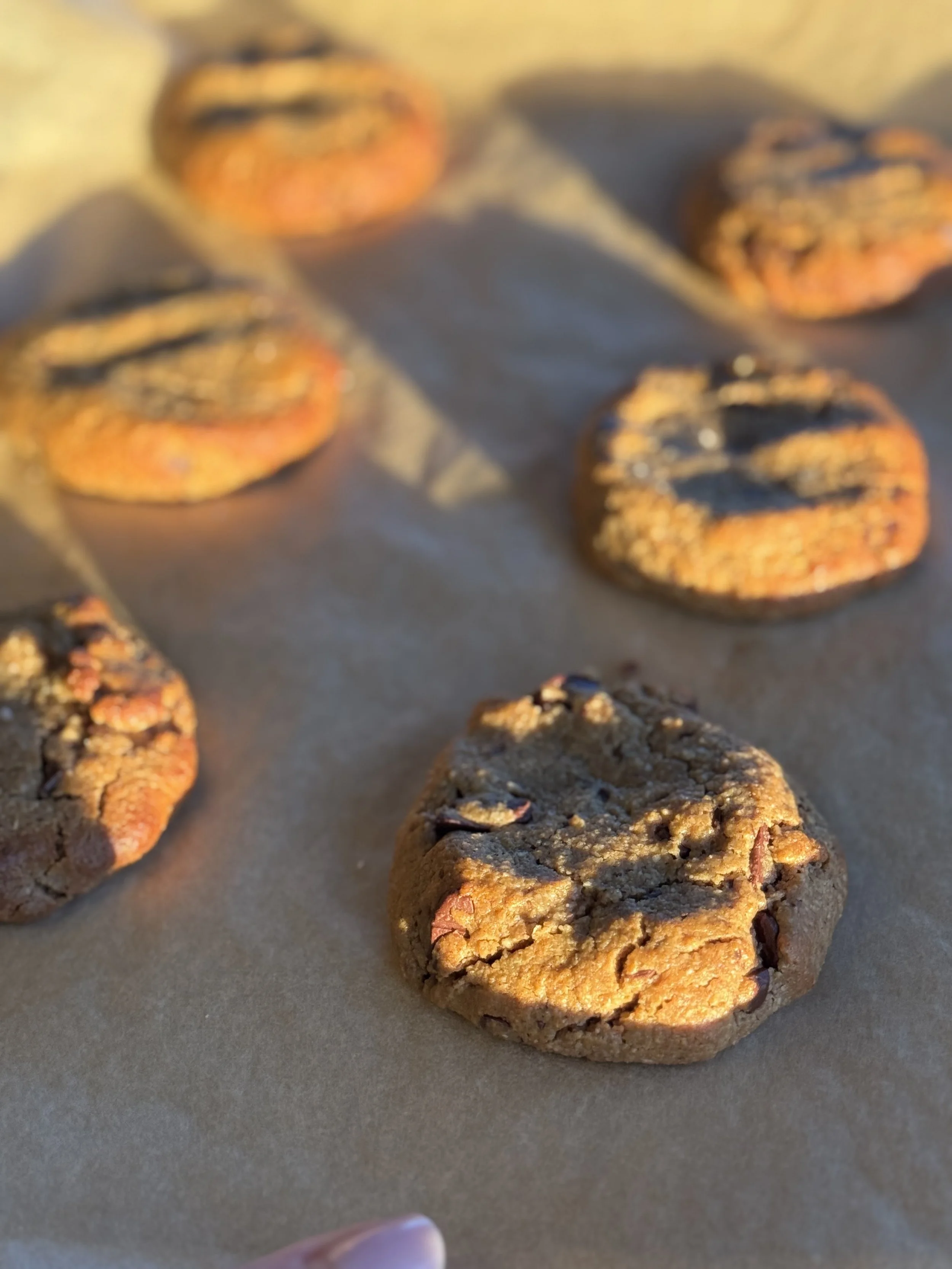 Tahini smákökur með möndlumjöli