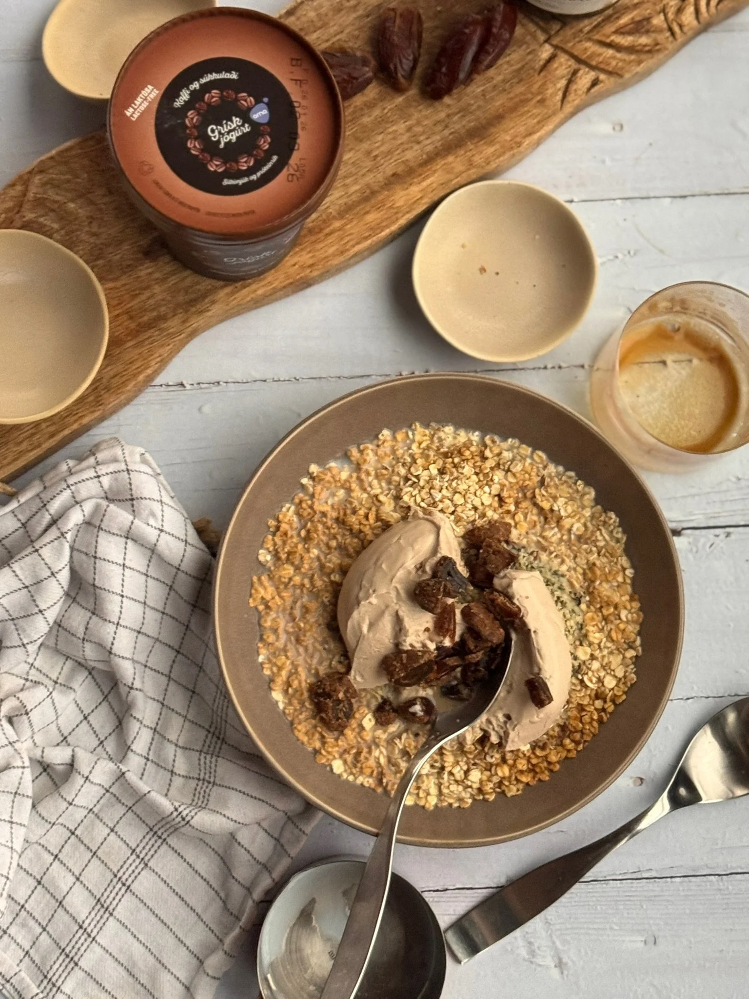 Kaffi &amp; döðlu hafrar