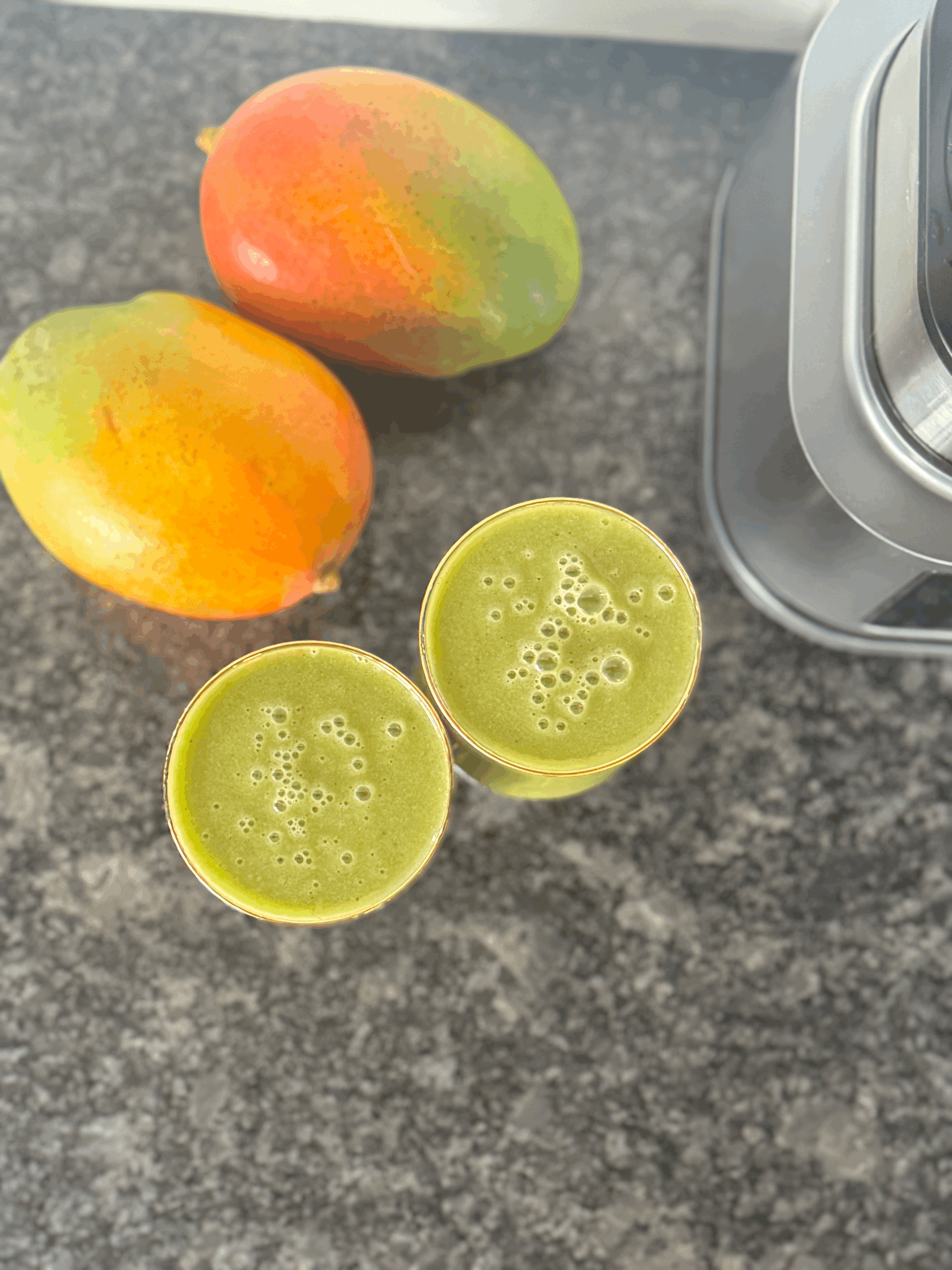 Mangó Matcha Smoothie