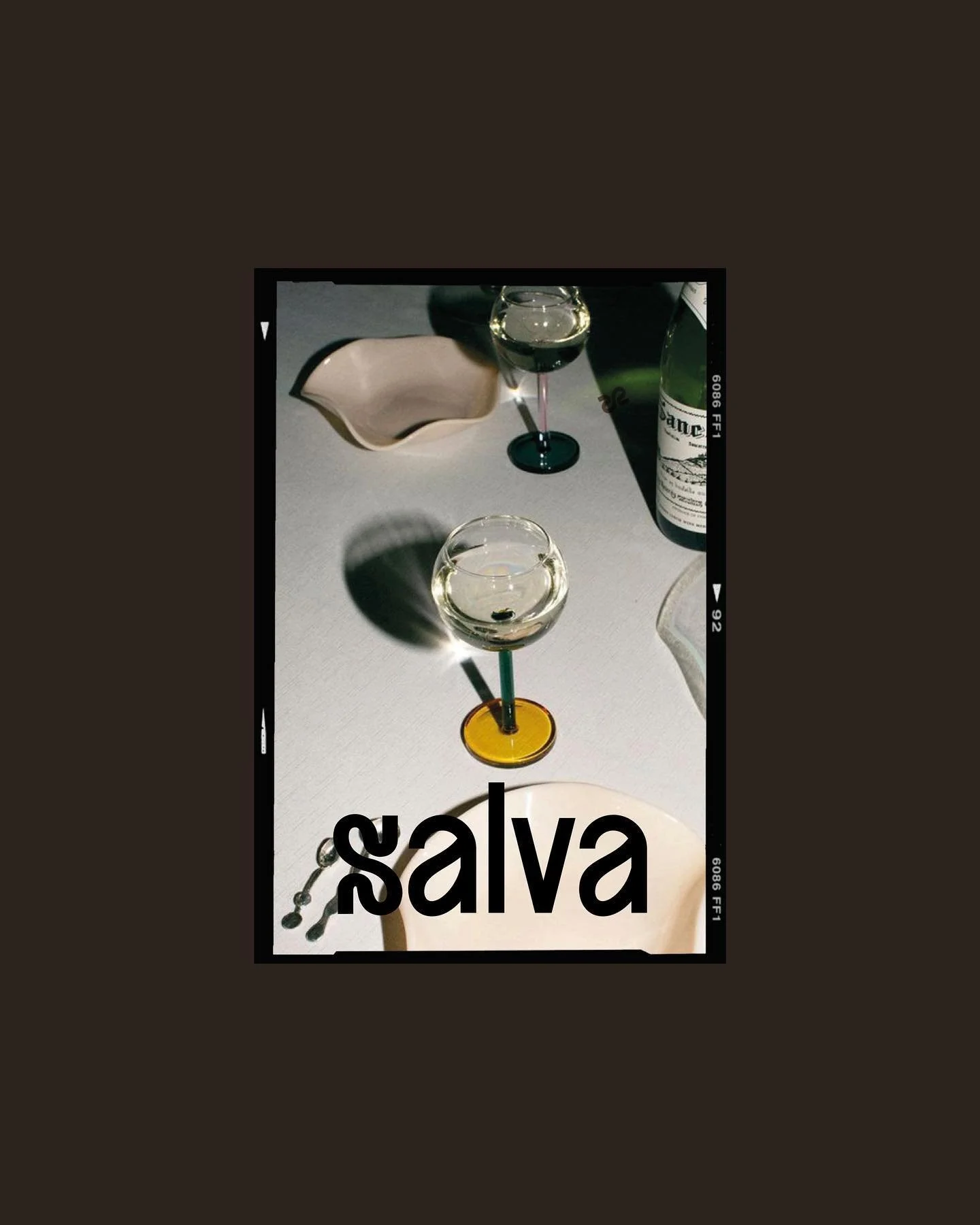 Brand identity for Salva. 

A bar tucked away in a narrow alley, where friends gather to savor craft cocktails and natural wine.