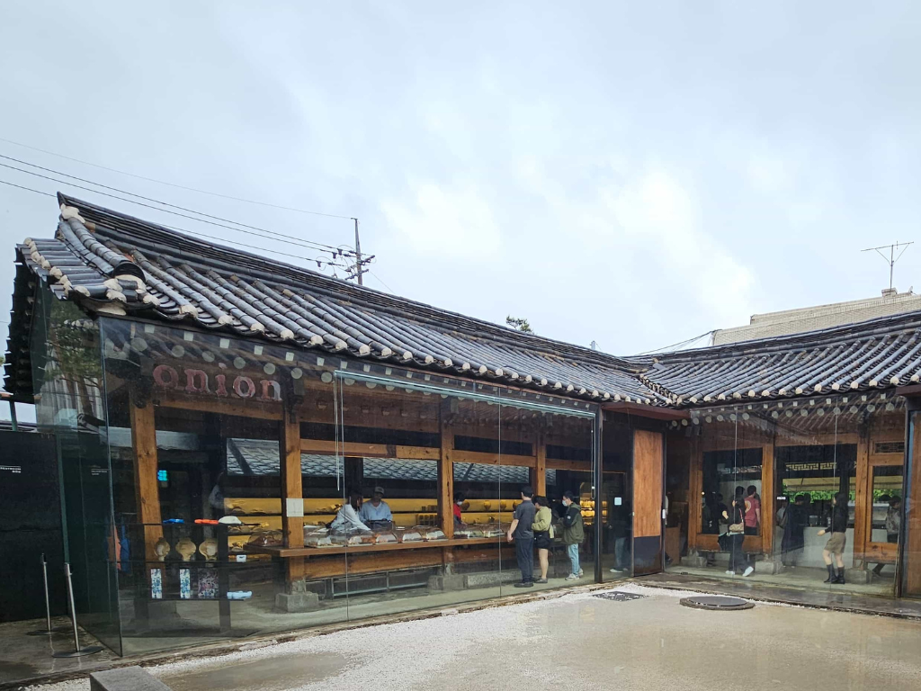 8 Rainy day activities in Seoul for nerdy travelers