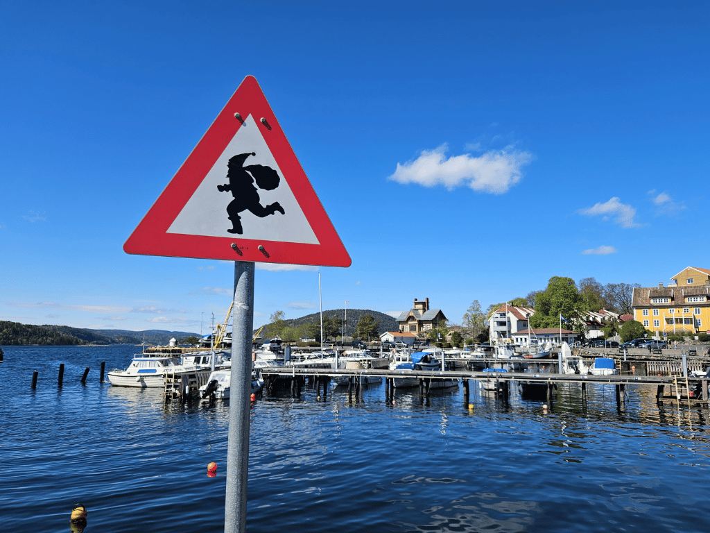 Santa stop here? Even the street signs are for Santa in The seaside streets of Drøbak