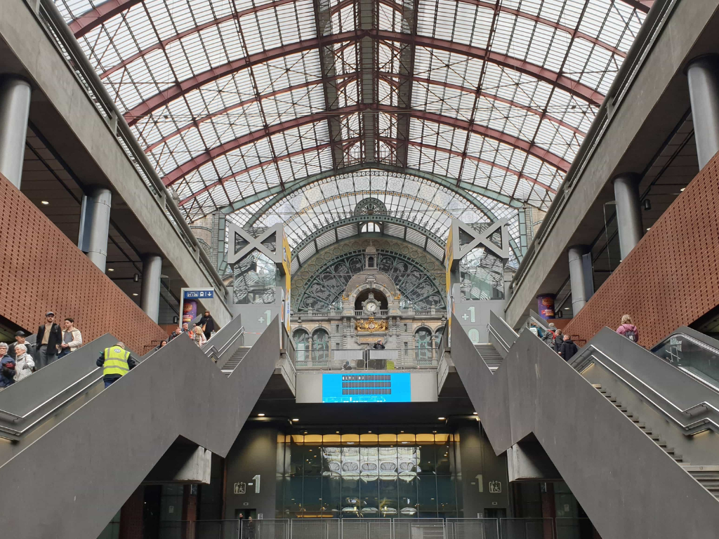 From Oyster to Opal: What we’ve learned using public transport around the world