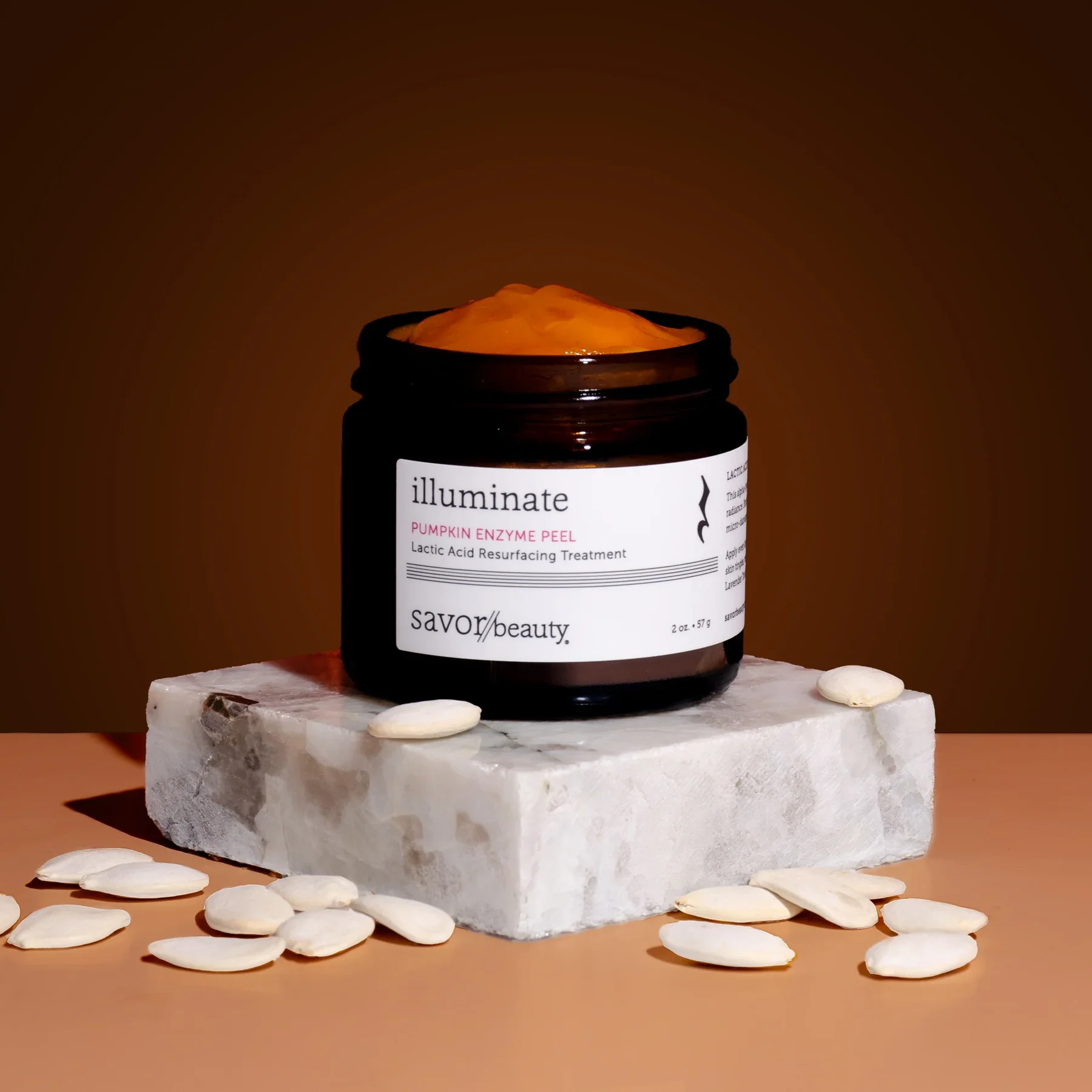 PUMPKIN ENZYME PEEL
Brightening AHA exfoliating treatment
Gently resurfaces and brightens with natural pumpkin enzymes, 5% Lactic Acid, and Gluconic Acid to smooth texture, fade dark spots, and soften fine lines for radiant, even-toned skin. Smells j