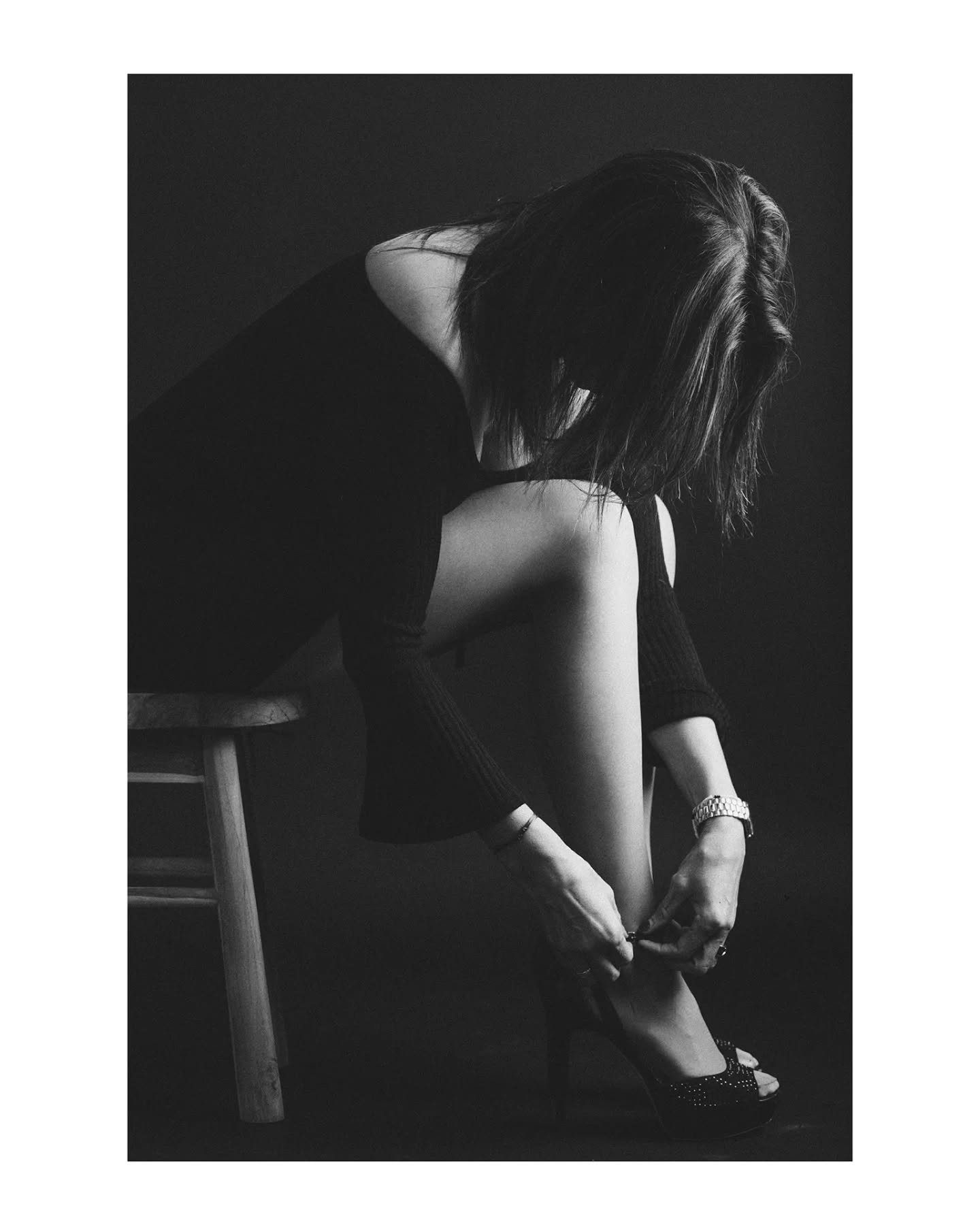 Today photoshoot 
@clara.bonnet54 

#portraitphotography #portraitlight  #bnw #black #noir #model  #worldviewmag #photographer #frenchtouch  #portraitmood
#portraitphotographer #yannickfaurephotography