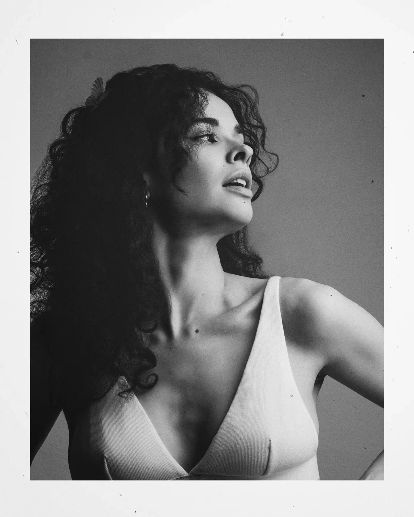 En studio avec @mary_gallagerofficiel 

#blackandwhitephotography #portraitphotography #portraits