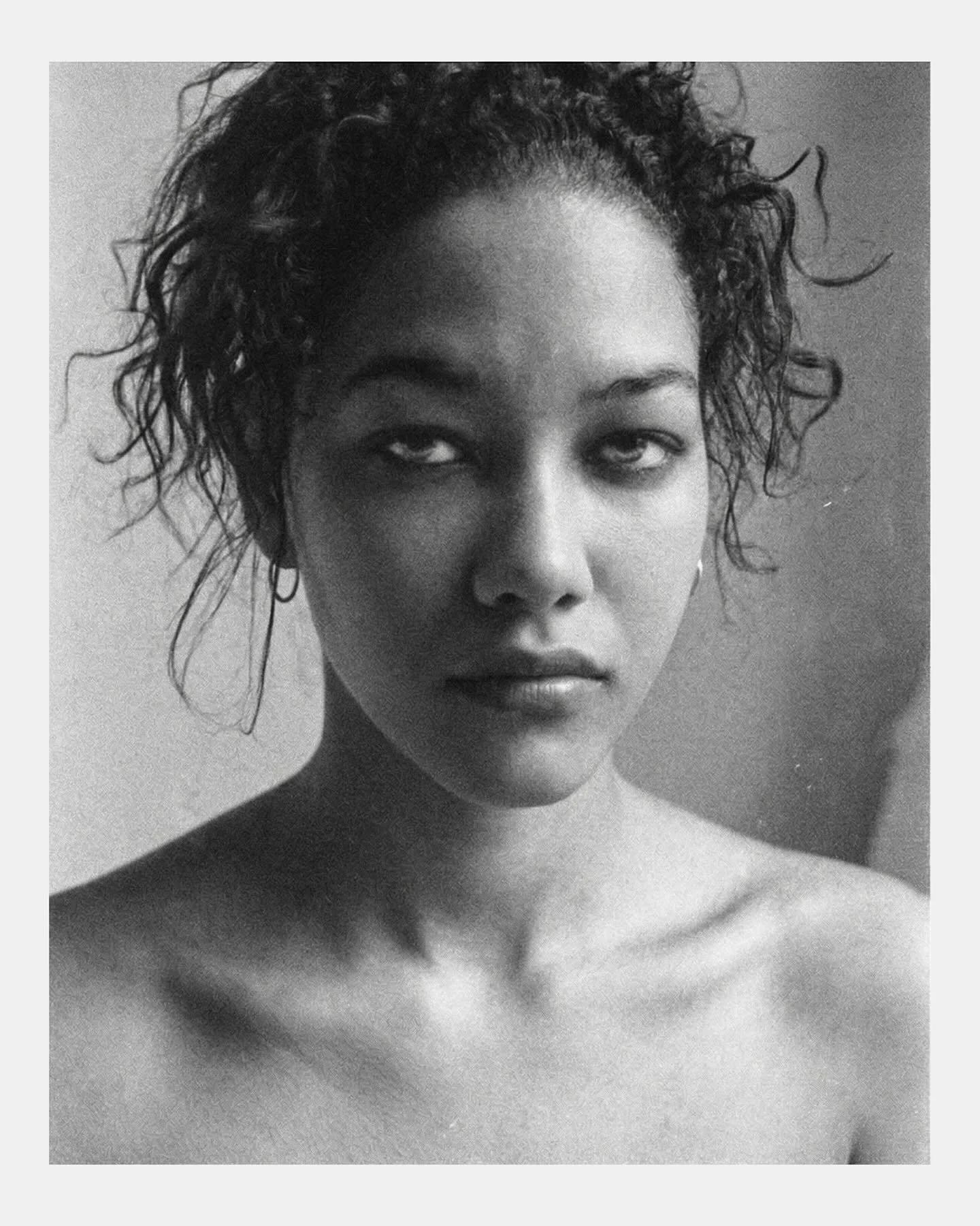 Portrait, studio, 1995.
Argentique. 

📷 Yannick Faure

#argentique #analogphotography  #filmphotography #blackandwhiteportrait #fineartphotography