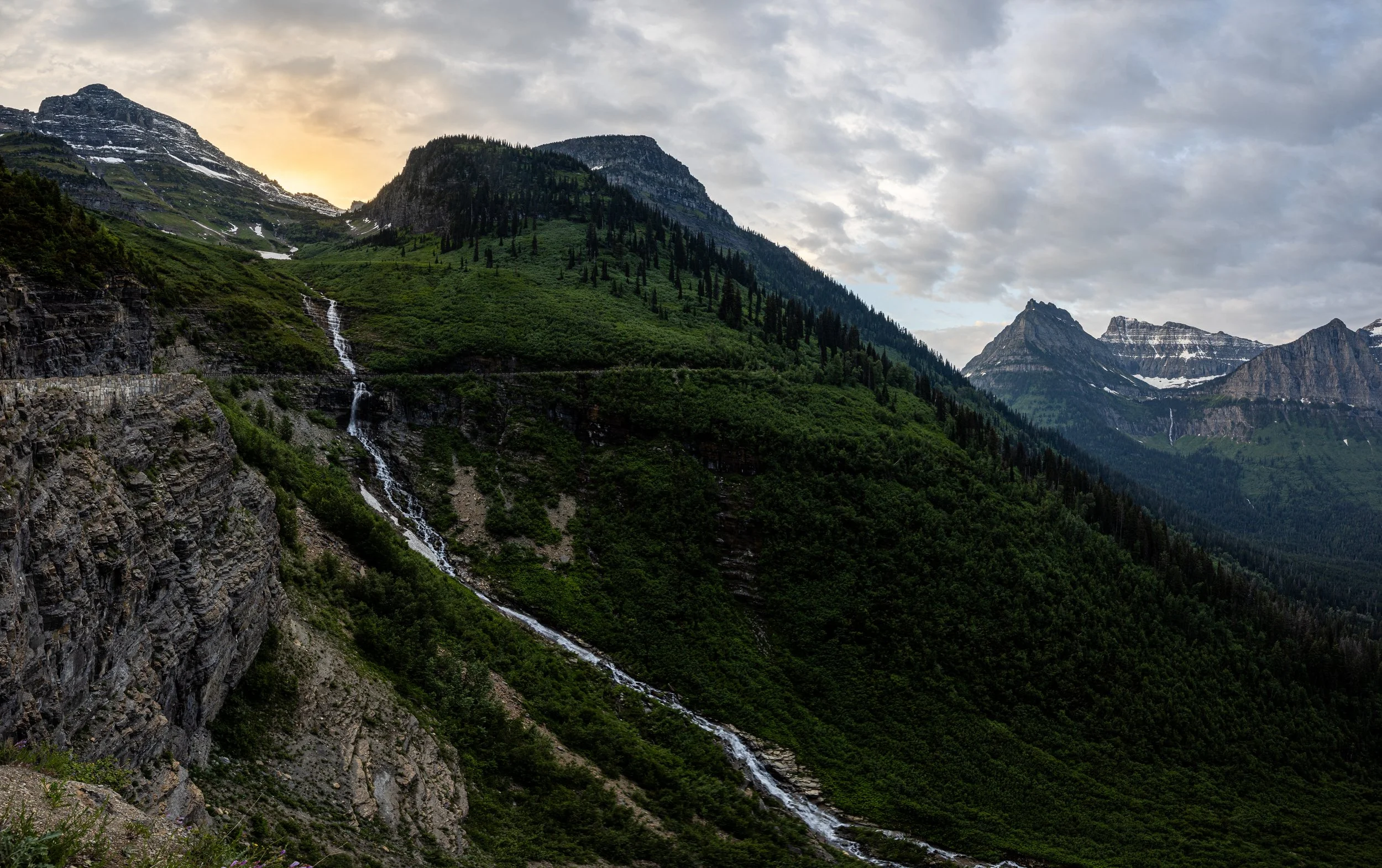 top of the world - 25061305-Pano.jpg