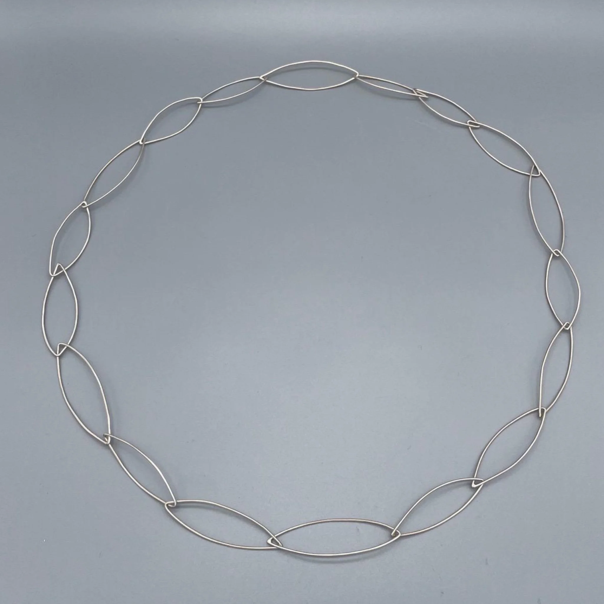 Silver oval link necklace circular composition .111 capsule collection — Crepundia Gioielli — Crepundia Bologna contemporary necklace