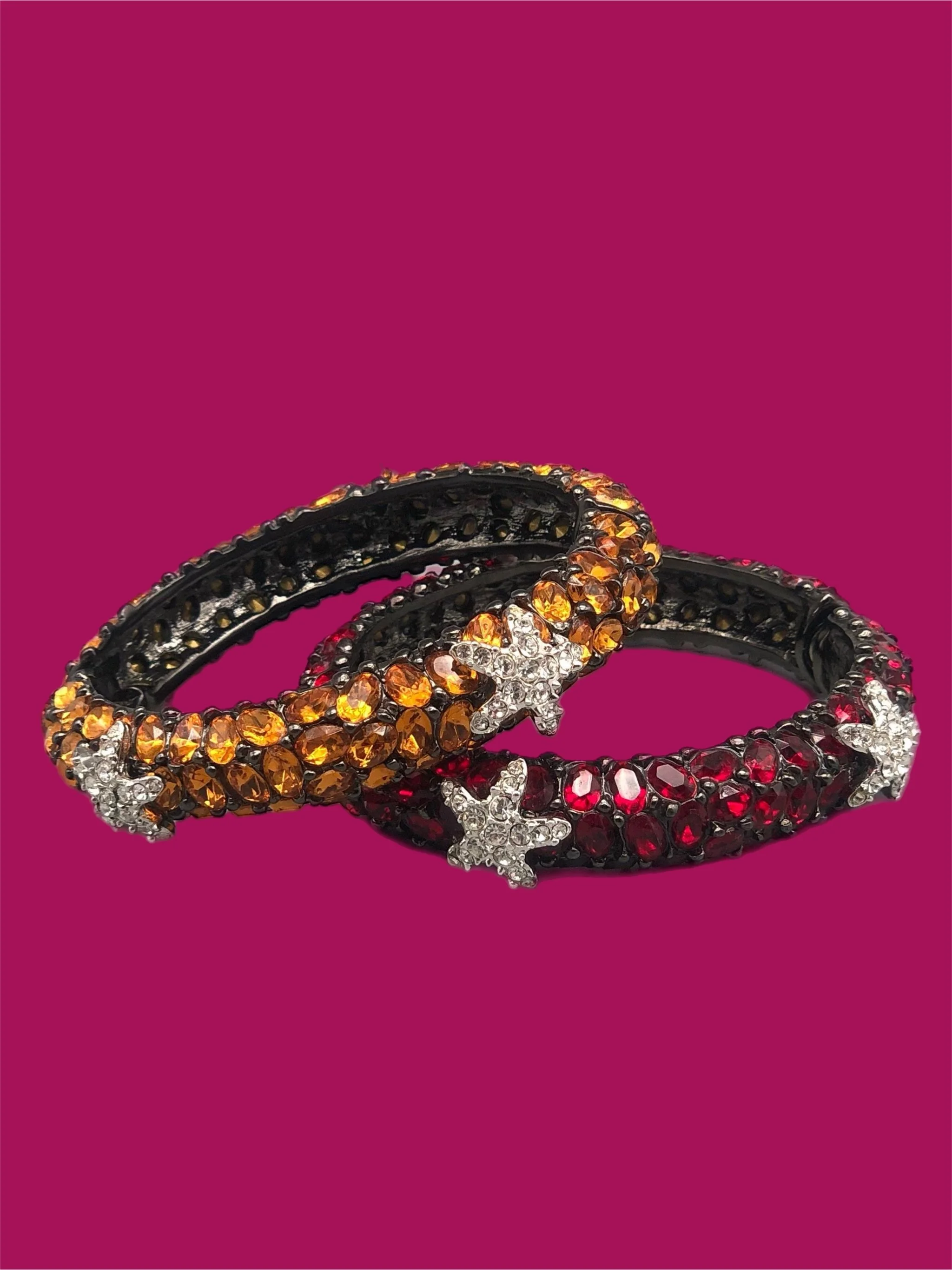 Kenneth Jay Lane costume jewelry bracelet with red crystals and starfish details, gold-tone rigid bracelet, Crepundia Gioielli Bologna
