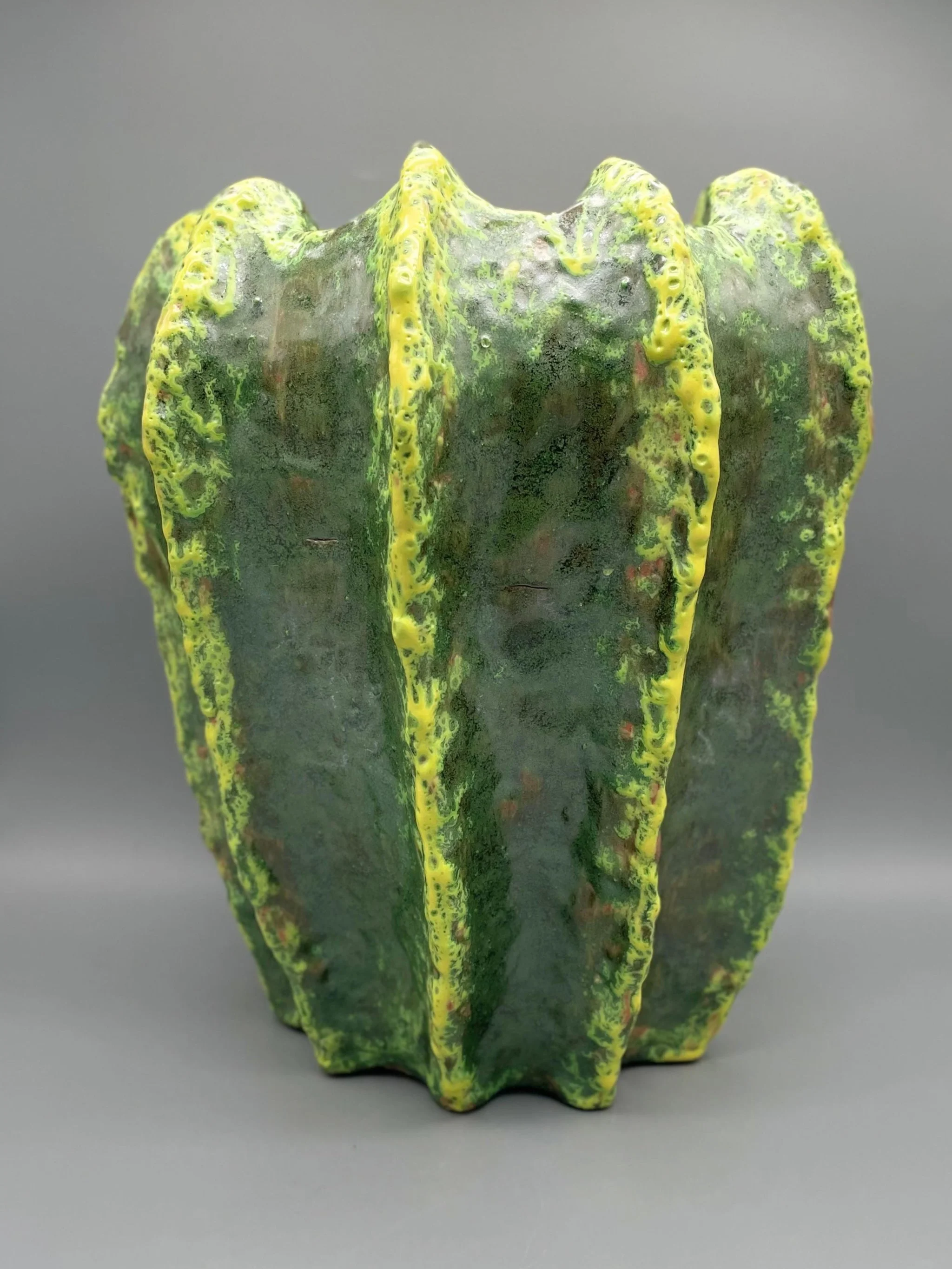 Crepundia Gioielli. Vaso di Giovanna Ussani.