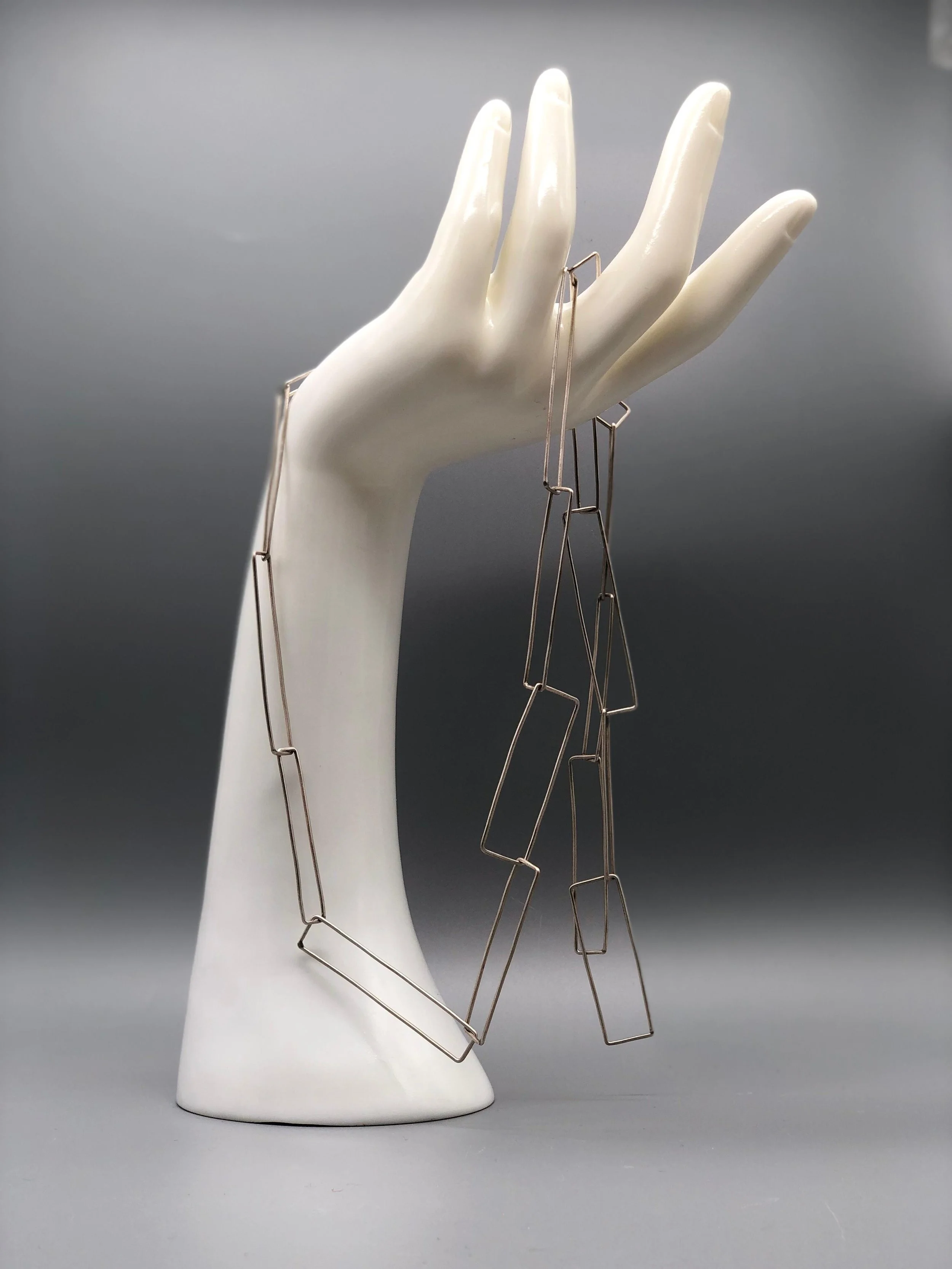 Rectangular modular silver necklace detail .111 capsule collection — Crepundia Gioielli — Crepundia Bologna minimalist design