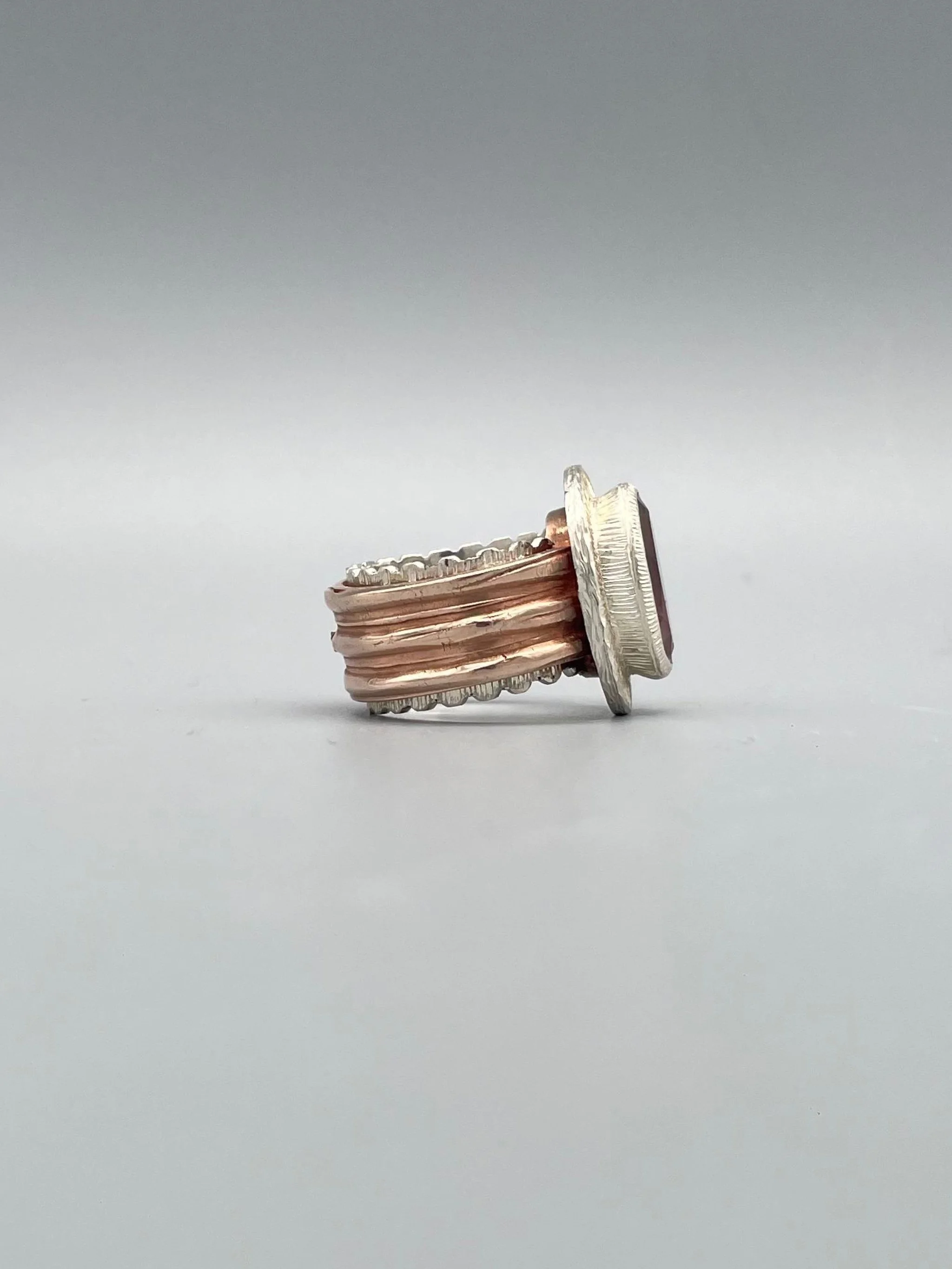 Gabriel Reinoso ring in 925 silver and bronze with 18k rose gold plating, ametrine – Crepundia Gioielli Bologna