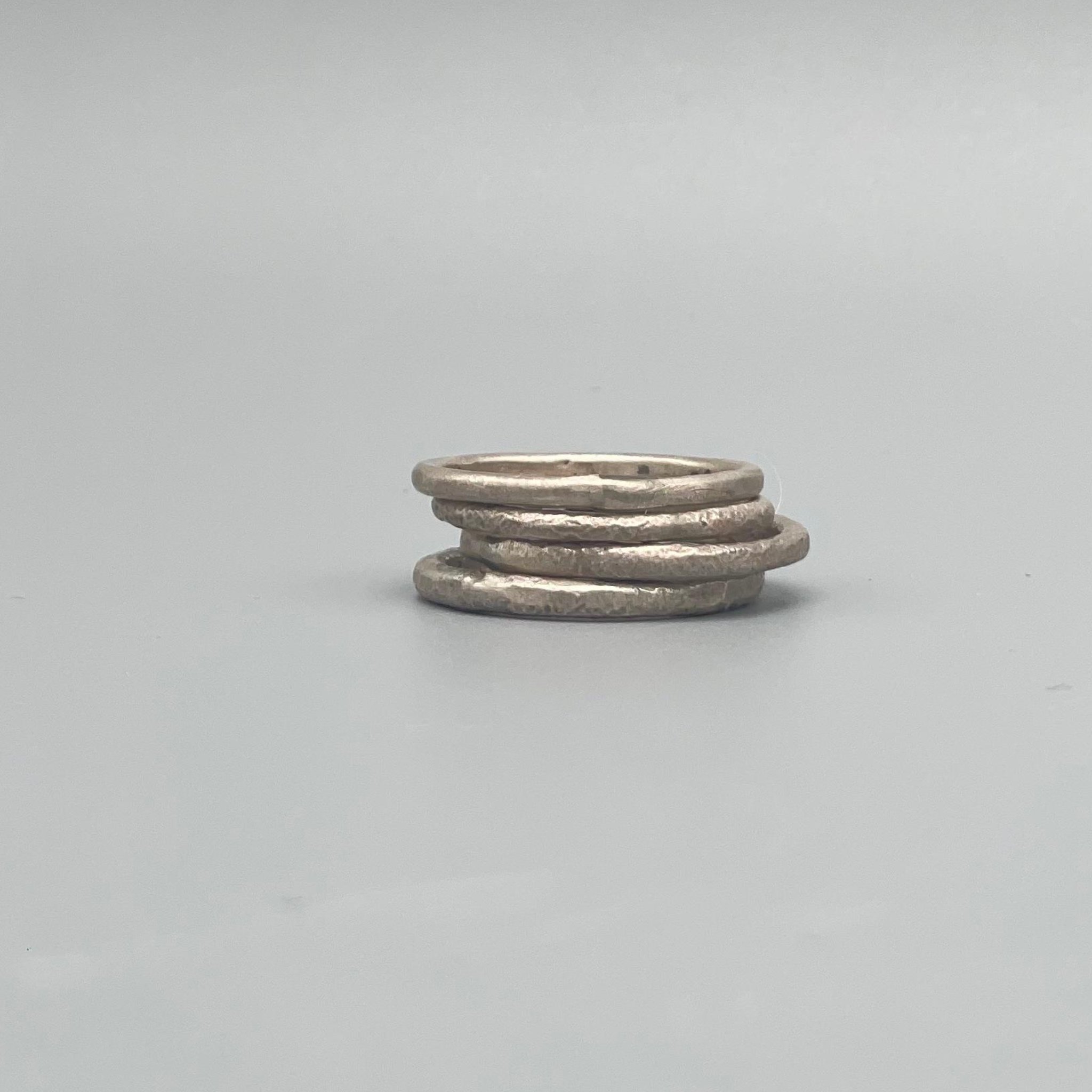 Per informazioni e ordini → WhatsApp