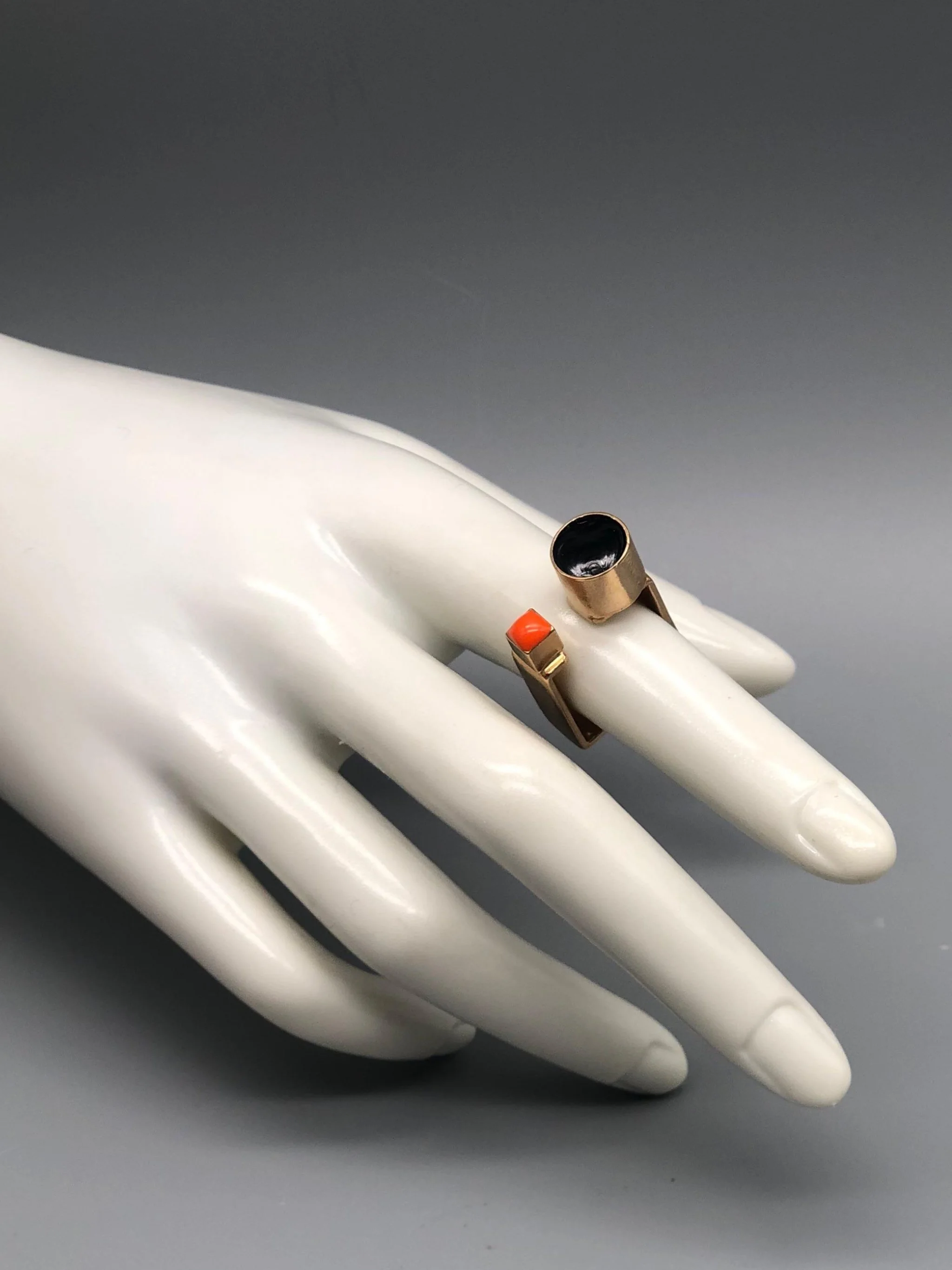 EL Gioielli Open Rings in bronze, enamel and Venetian glass, contemporary geometric rings — Crepundia Gioielli Bologna