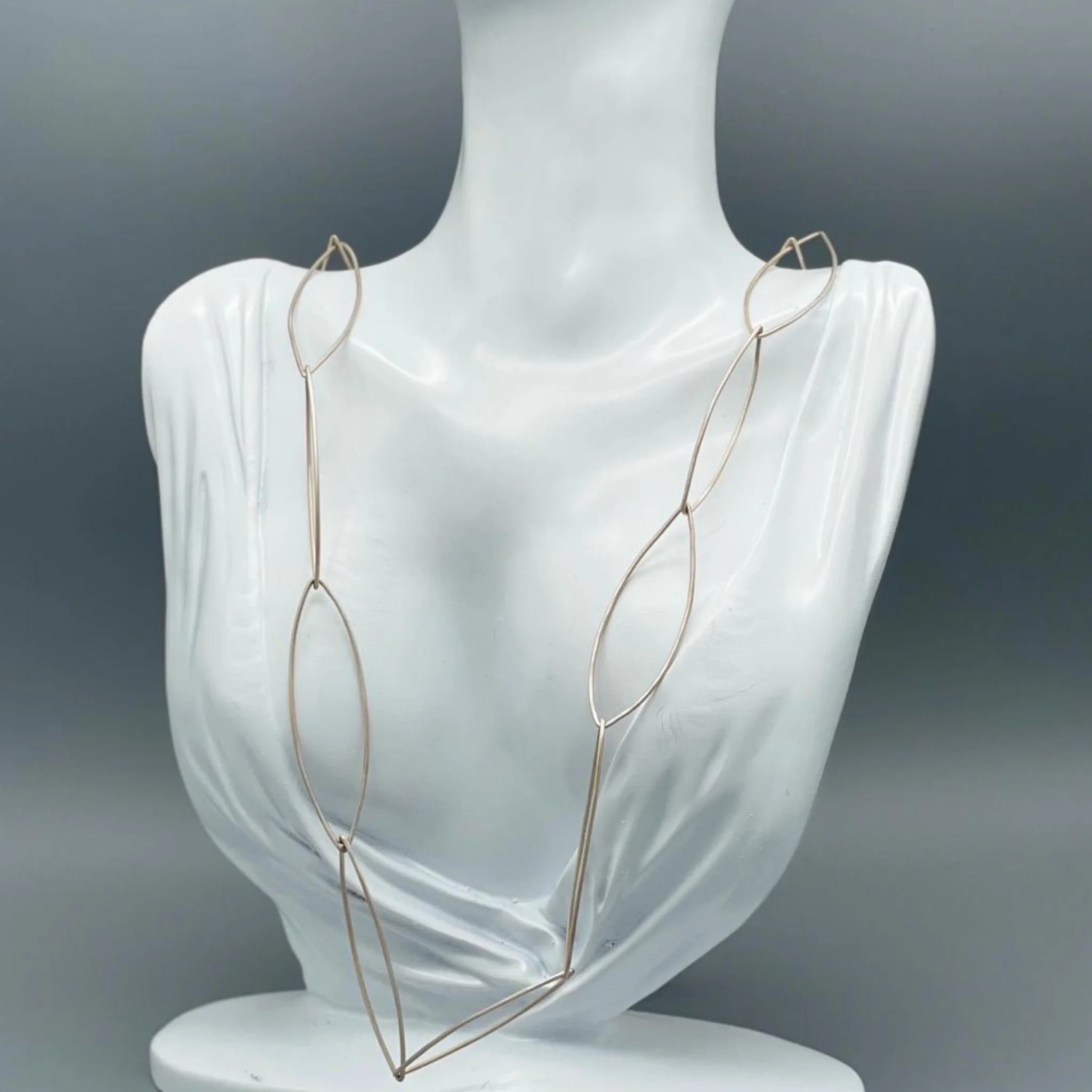 Oval modular silver necklace .111 capsule collection — Crepundia Gioielli Crepundia Bologna contemporary jewelry