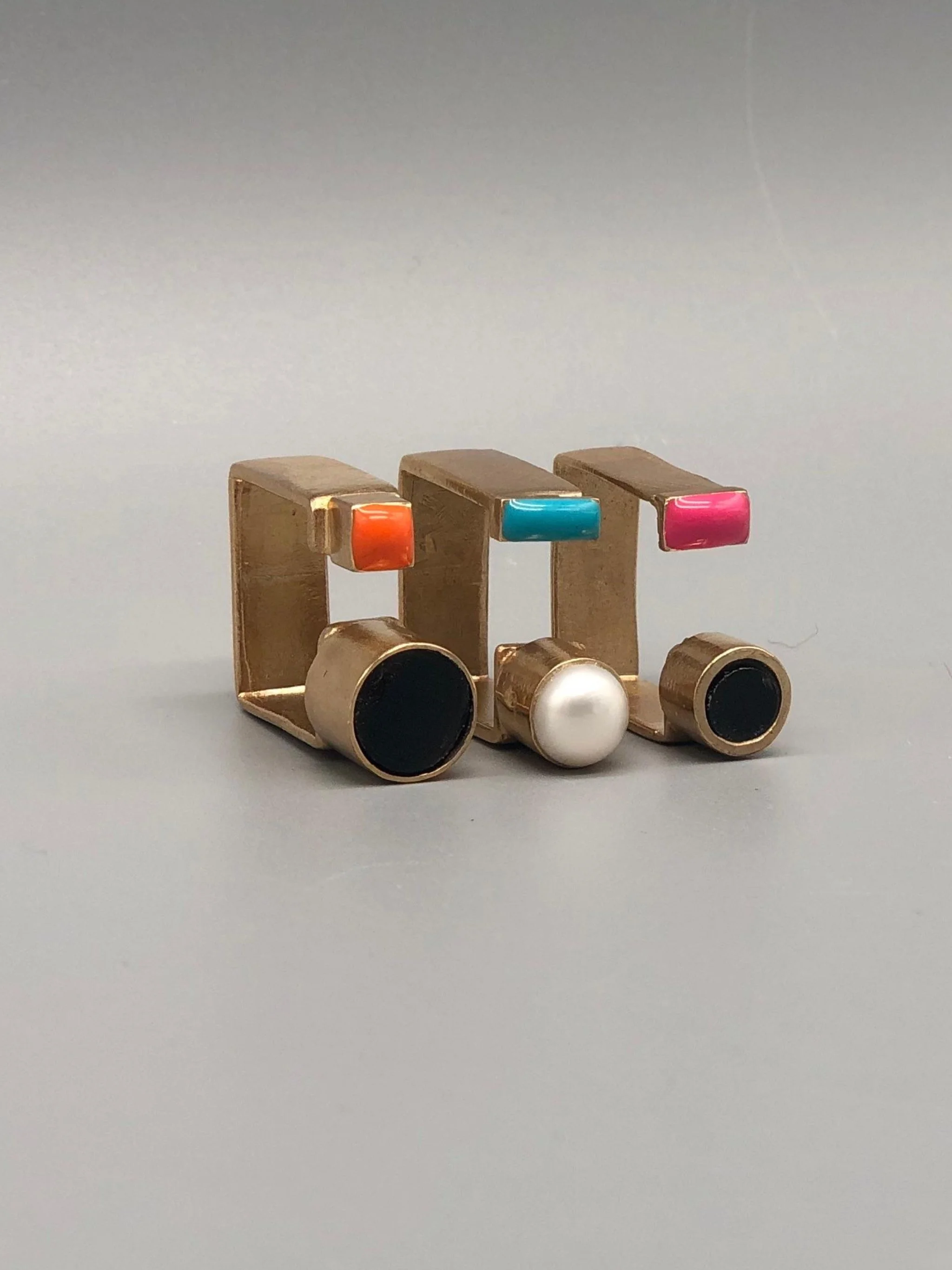EL Gioielli Open Rings in bronze, enamel and Venetian glass, contemporary geometric rings — Crepundia Gioielli Bologna