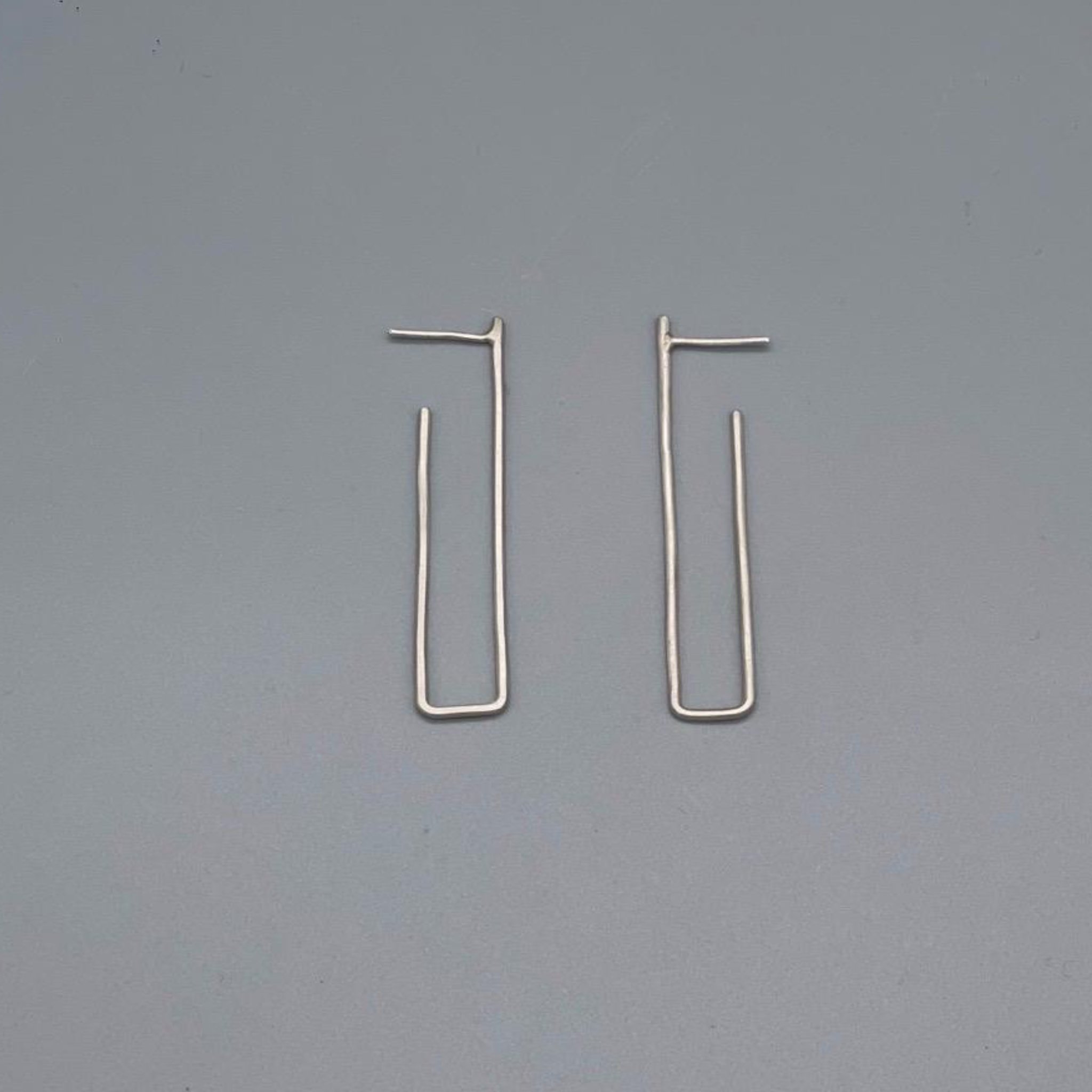 Linear silver earrings .111 capsule collection — Crepundia Gioielli Crepundia Bologna contemporary jewelry