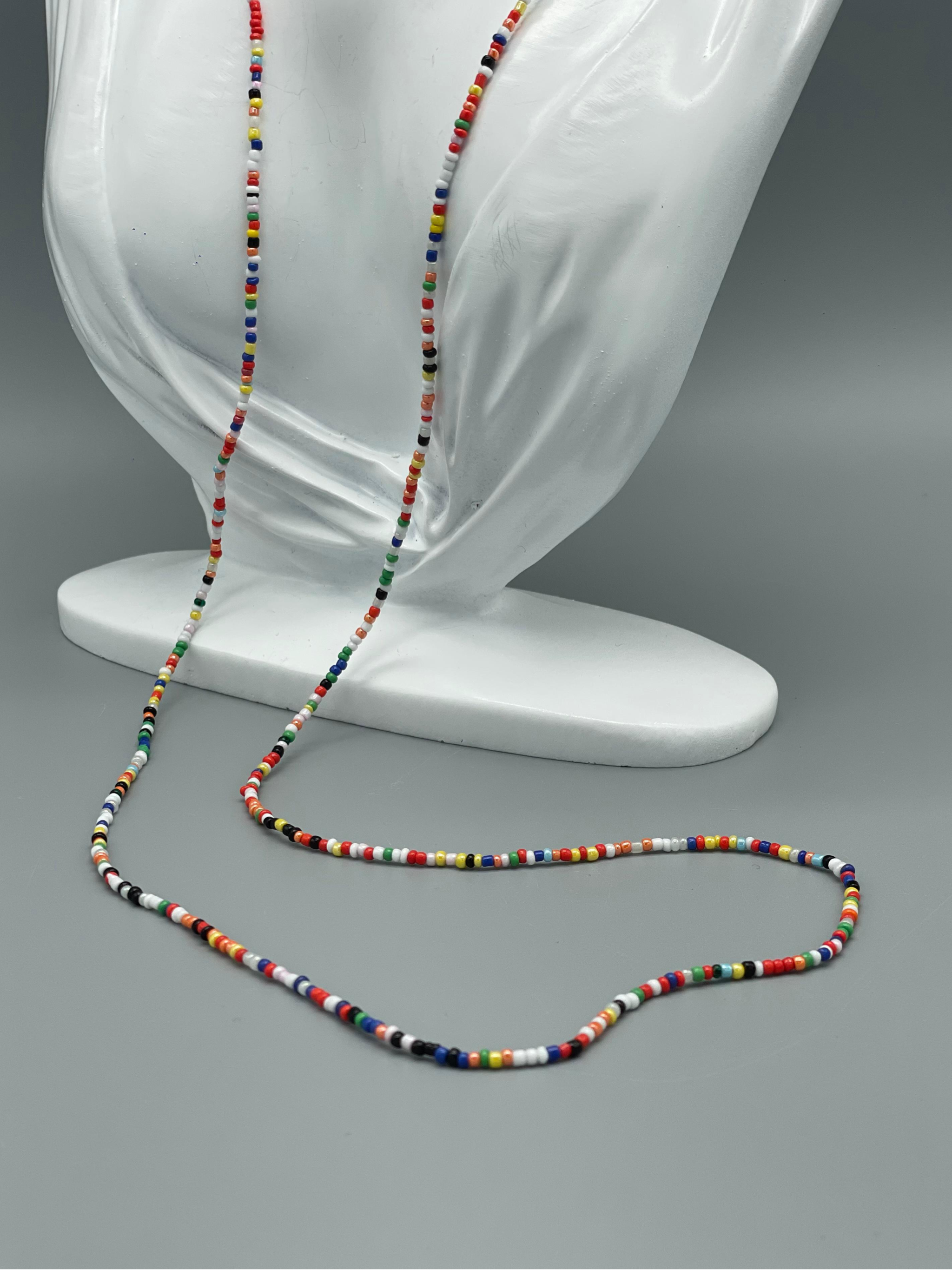 Collana in vetro contemporaneo e argento brunito, 80 cm, Crepundia Gioielli — parte della selezione The Edit.