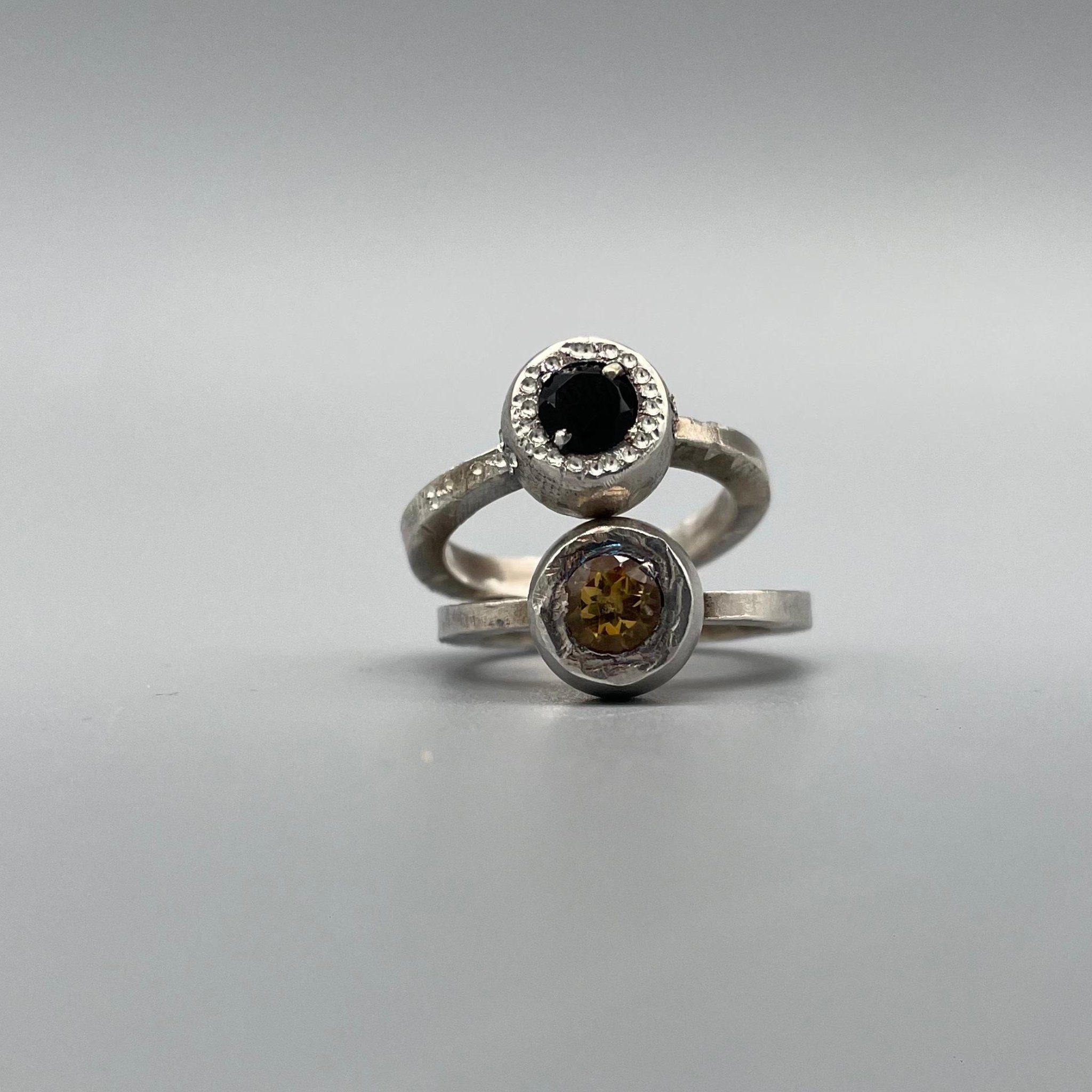 Per informazioni e ordini → WhatsApp