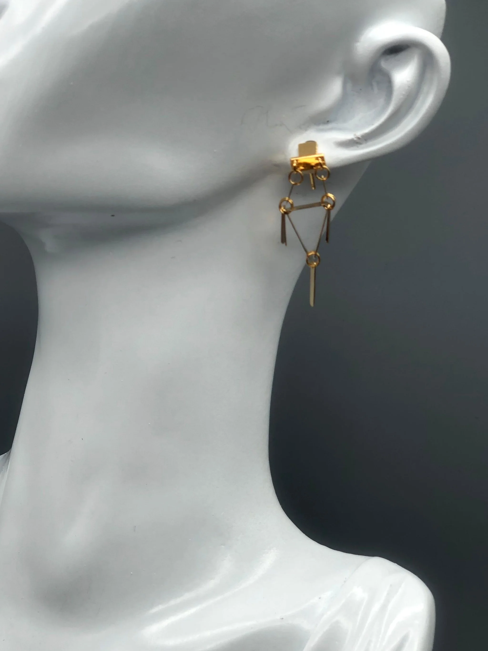 Alo Mini earrings by Elisa Deval in sterling silver with 18 karat yellow gold plating, geometric contemporary earrings, Crepundia Gioielli Bologna