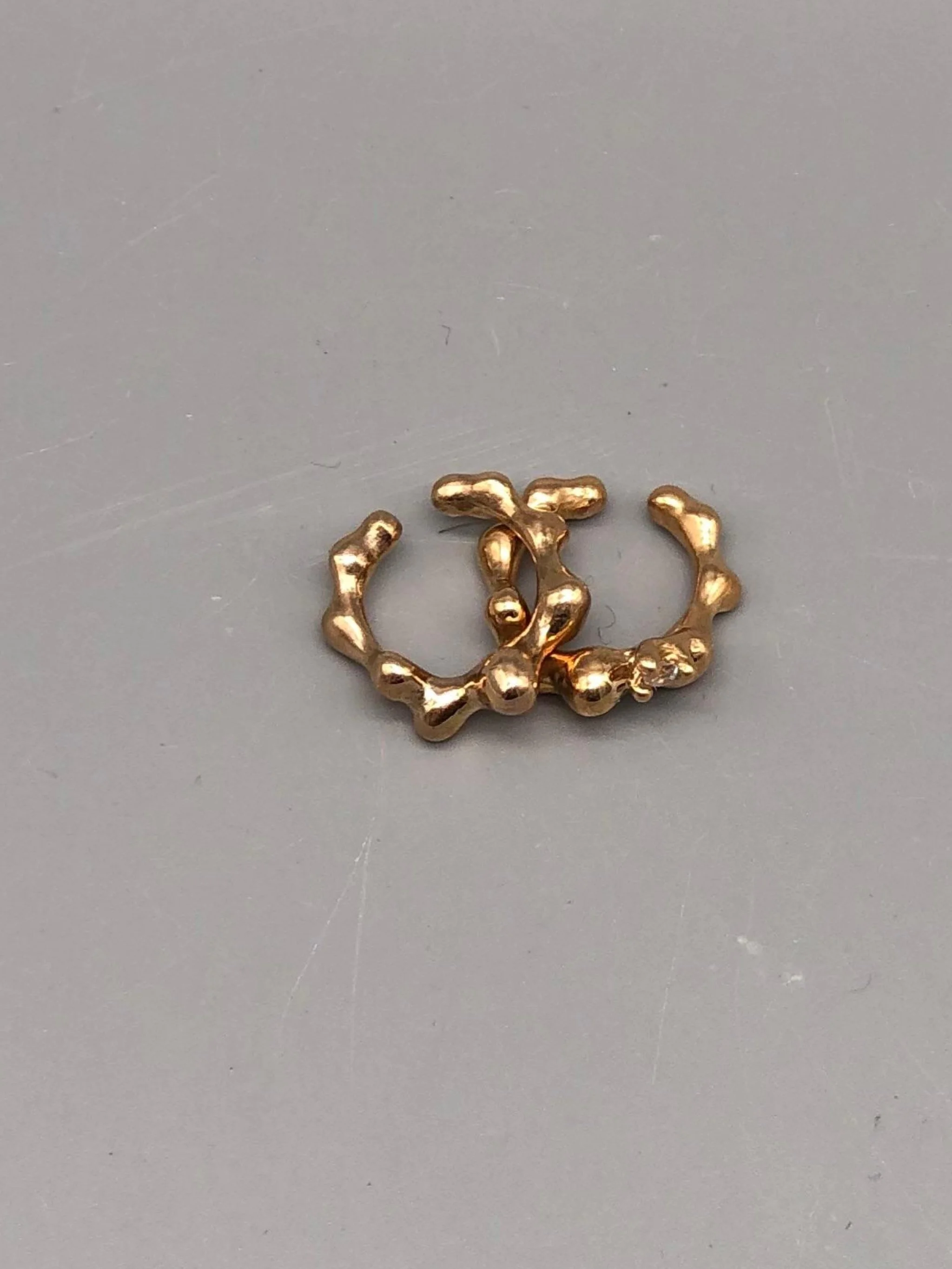 Ear Cuff in Bronzo
Bronze Ear Cuff

Floret Gioielli per Crepundia Gioielli Bologna
Floret Jewelry at Crepundia Gioielli Bologna