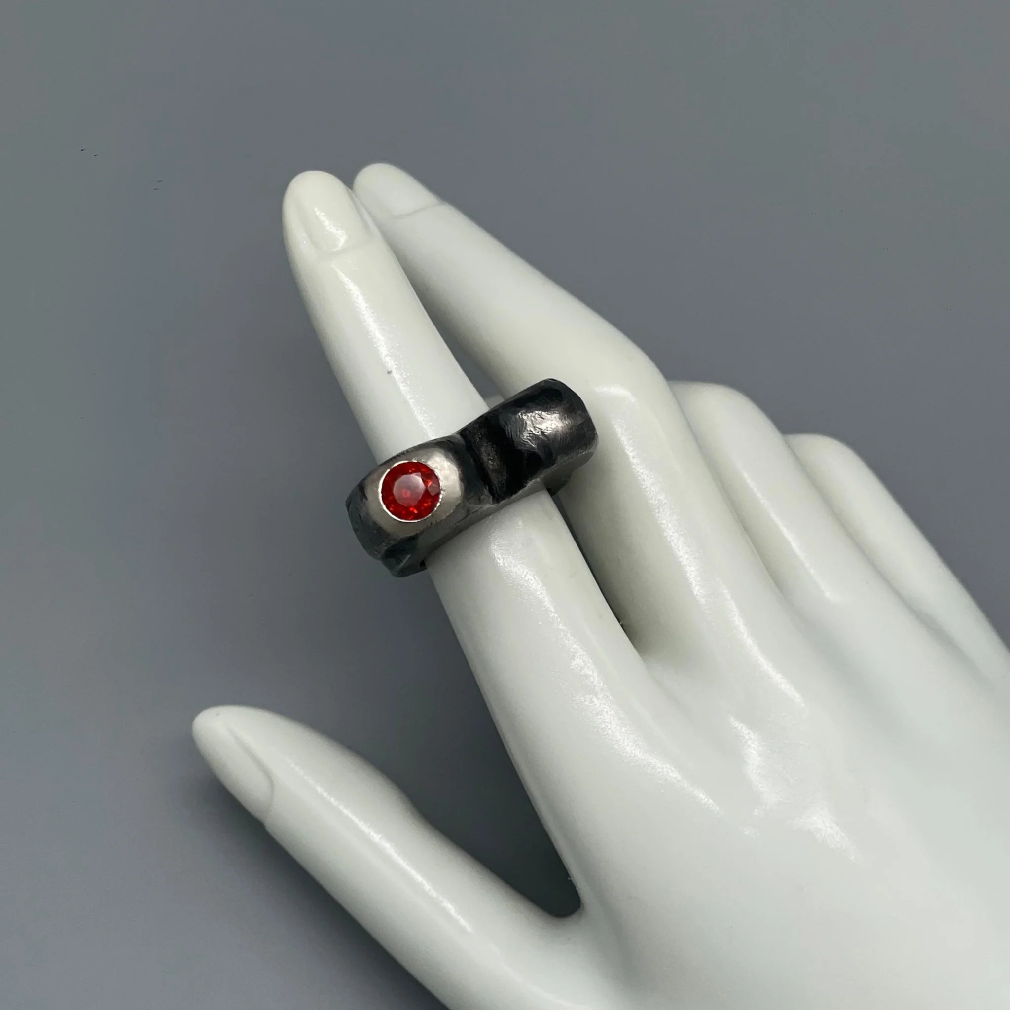 Per informazioni e ordini → WhatsApp