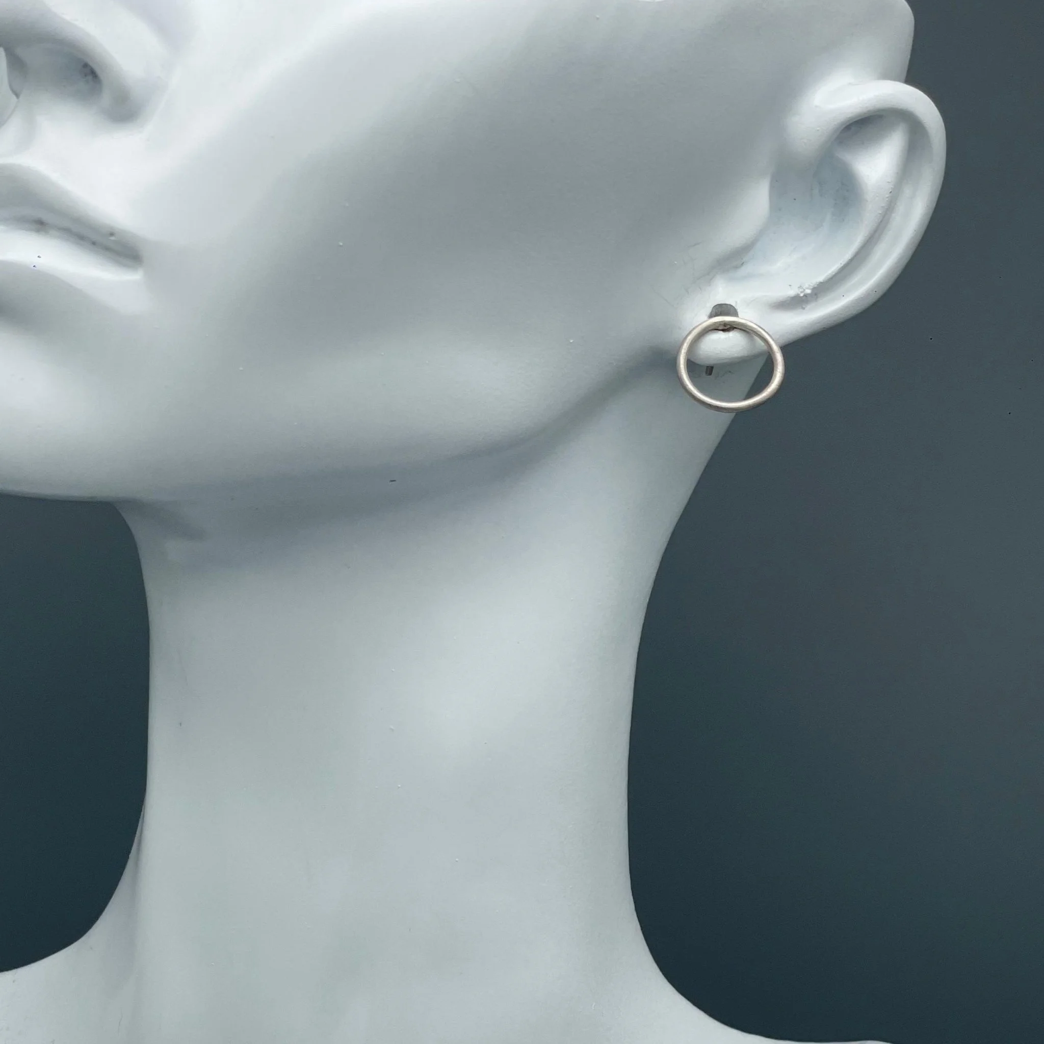 Per informazioni e ordini → WhatsApp